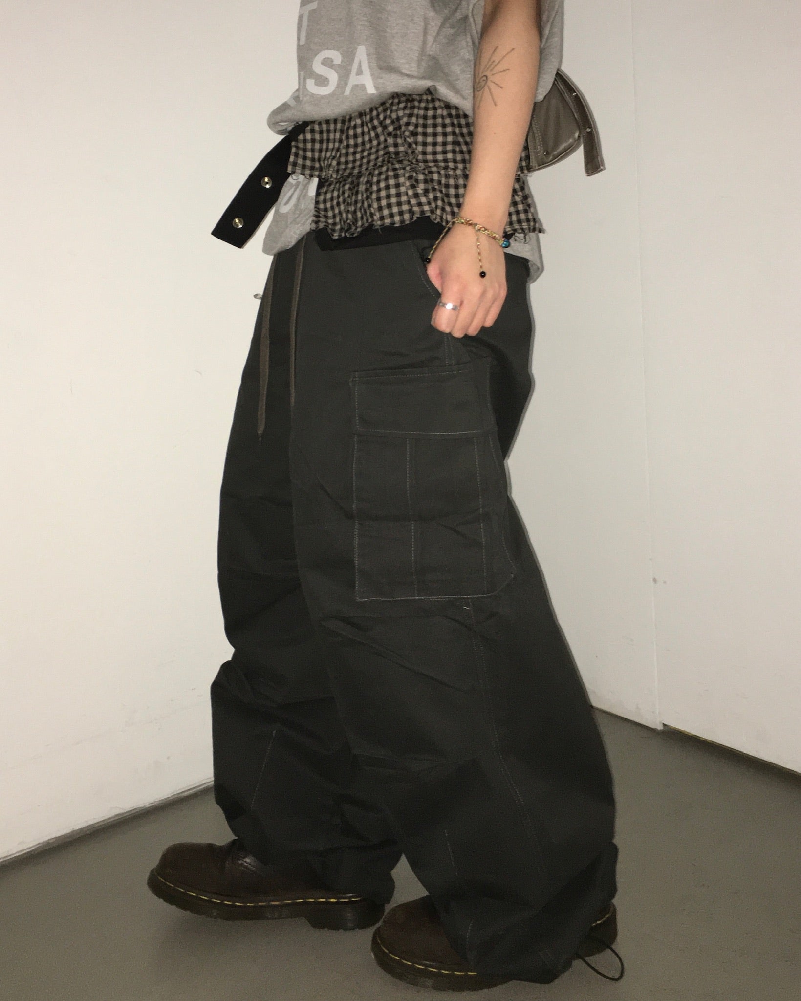 (in stock) banding parachute cargo pants