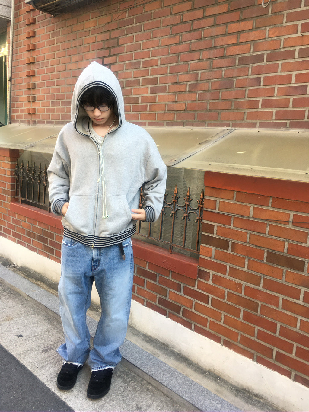 stripe trim hoodie zip up (grey)