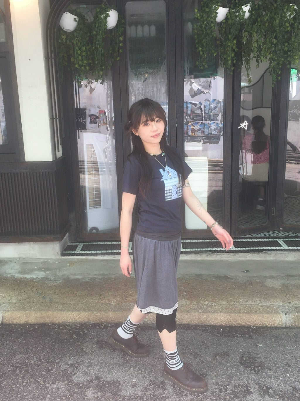 house tee (navy)