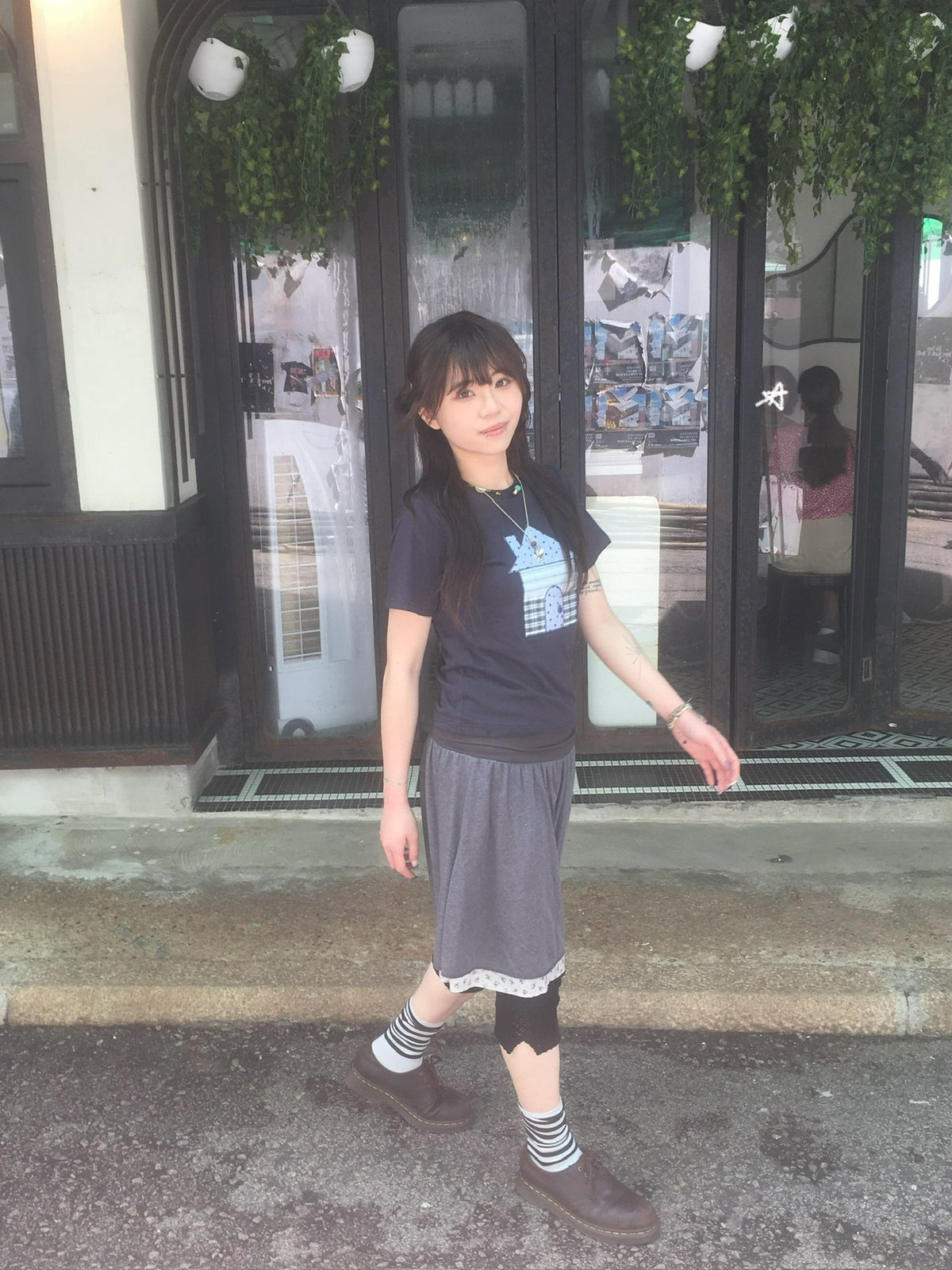 house tee (navy)