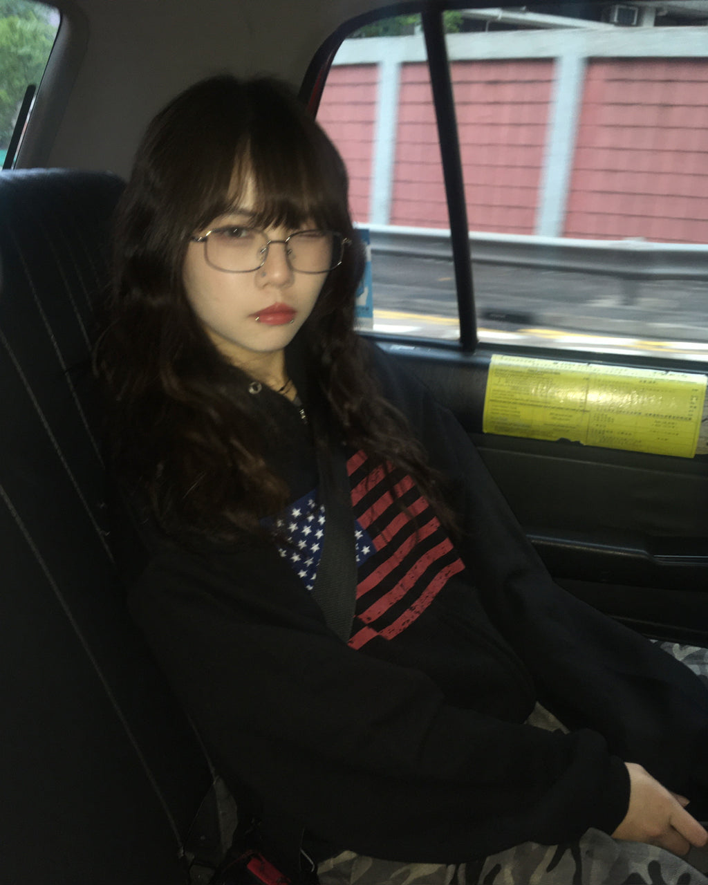 USA crop zip-up hoodie (black)