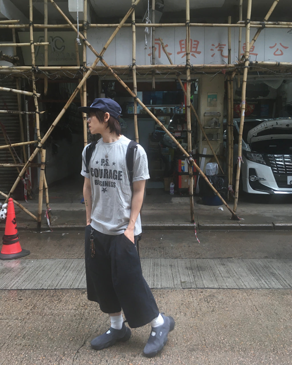 pin tuck bermuda pants (black)