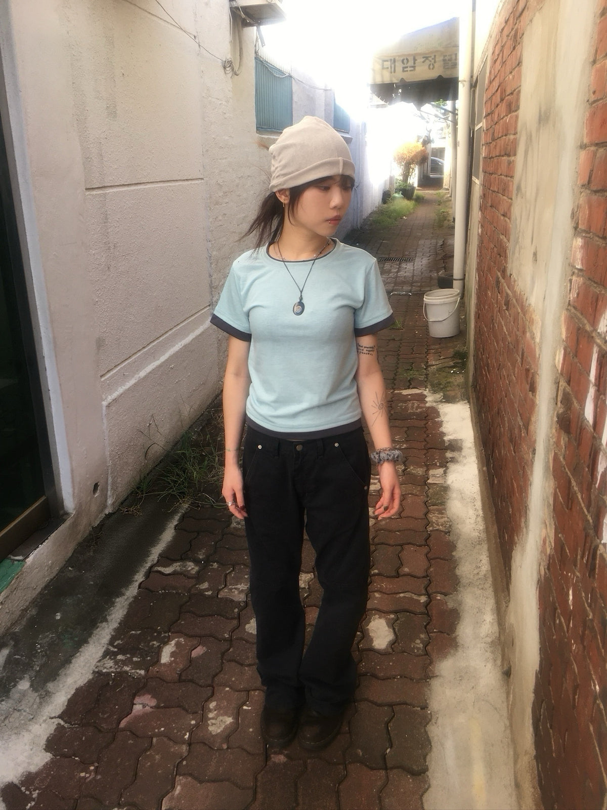 soft ruched beanie (beige)