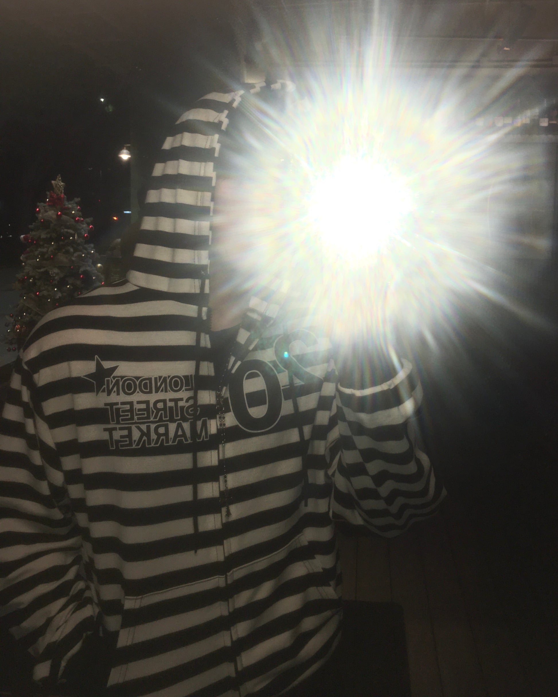 20 striped zip-up hoodie (black)