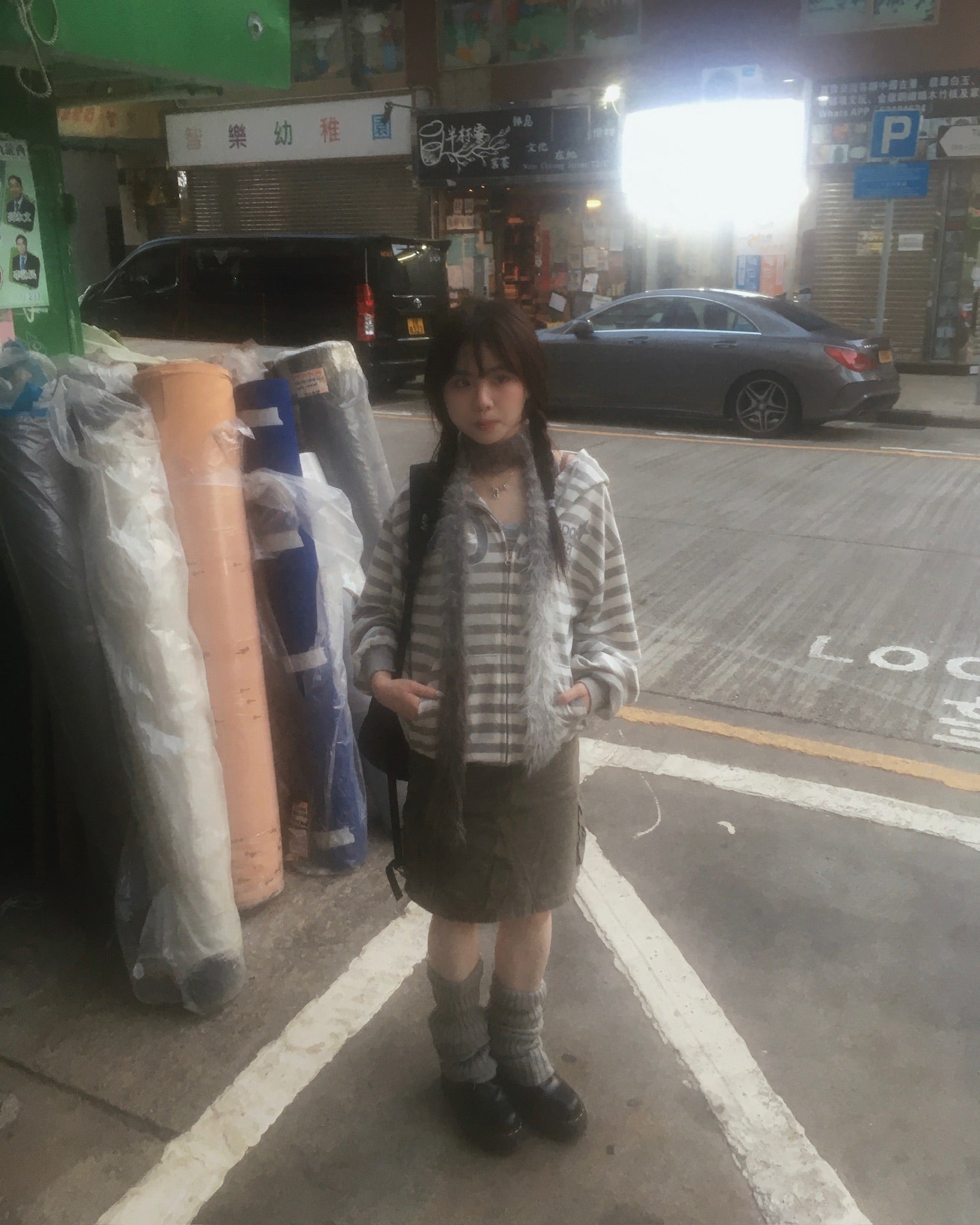 20 striped zip-up hoodie (grey)