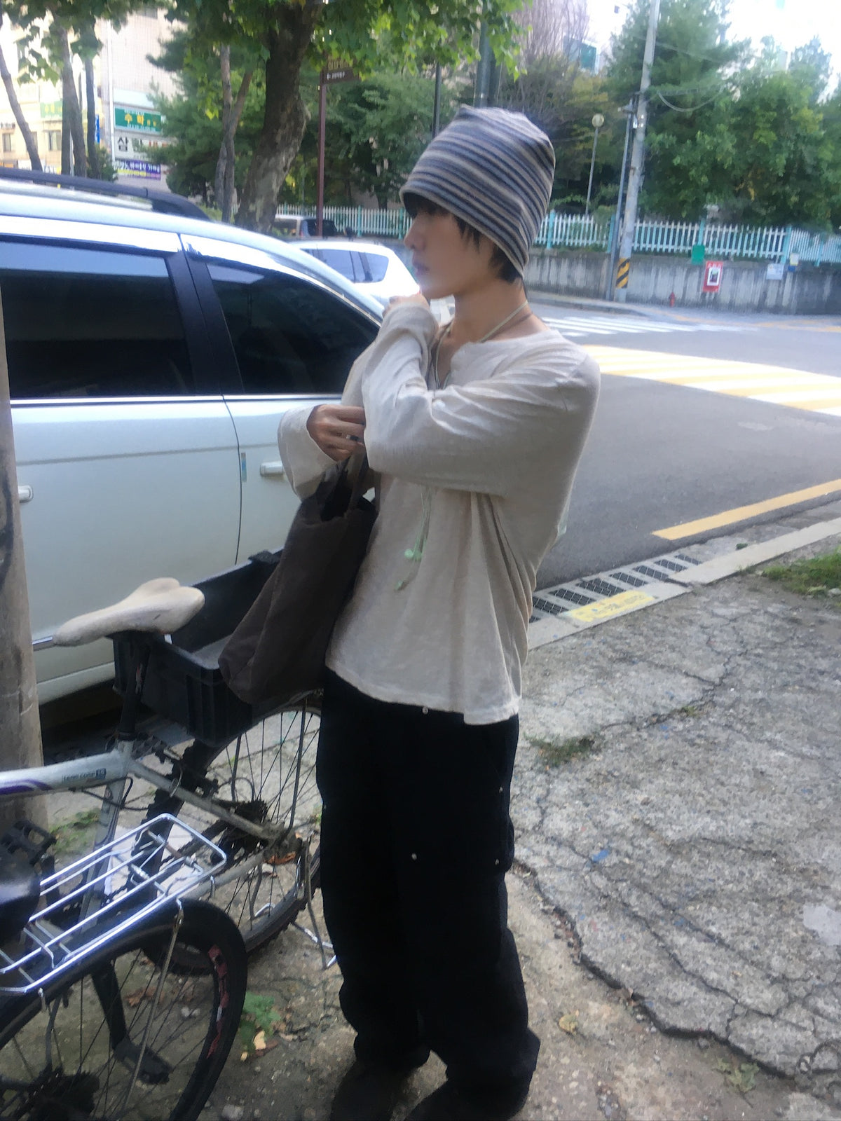 coco stripe beanie (black)