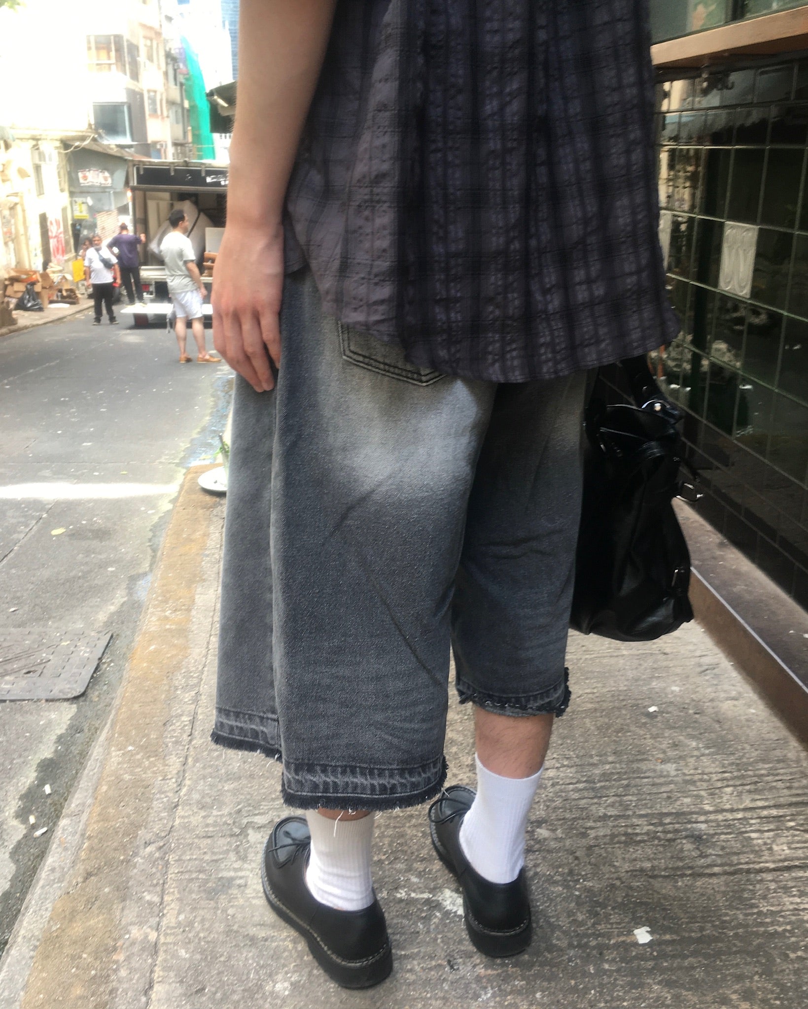 deck washed bermuda jeans (black)