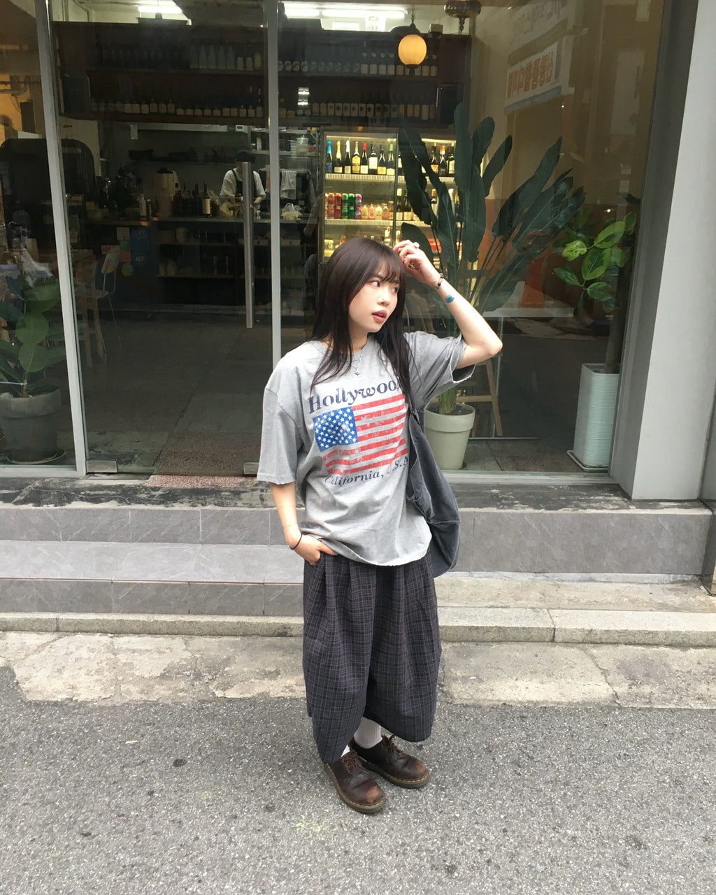 hollywood painted tee (grey)