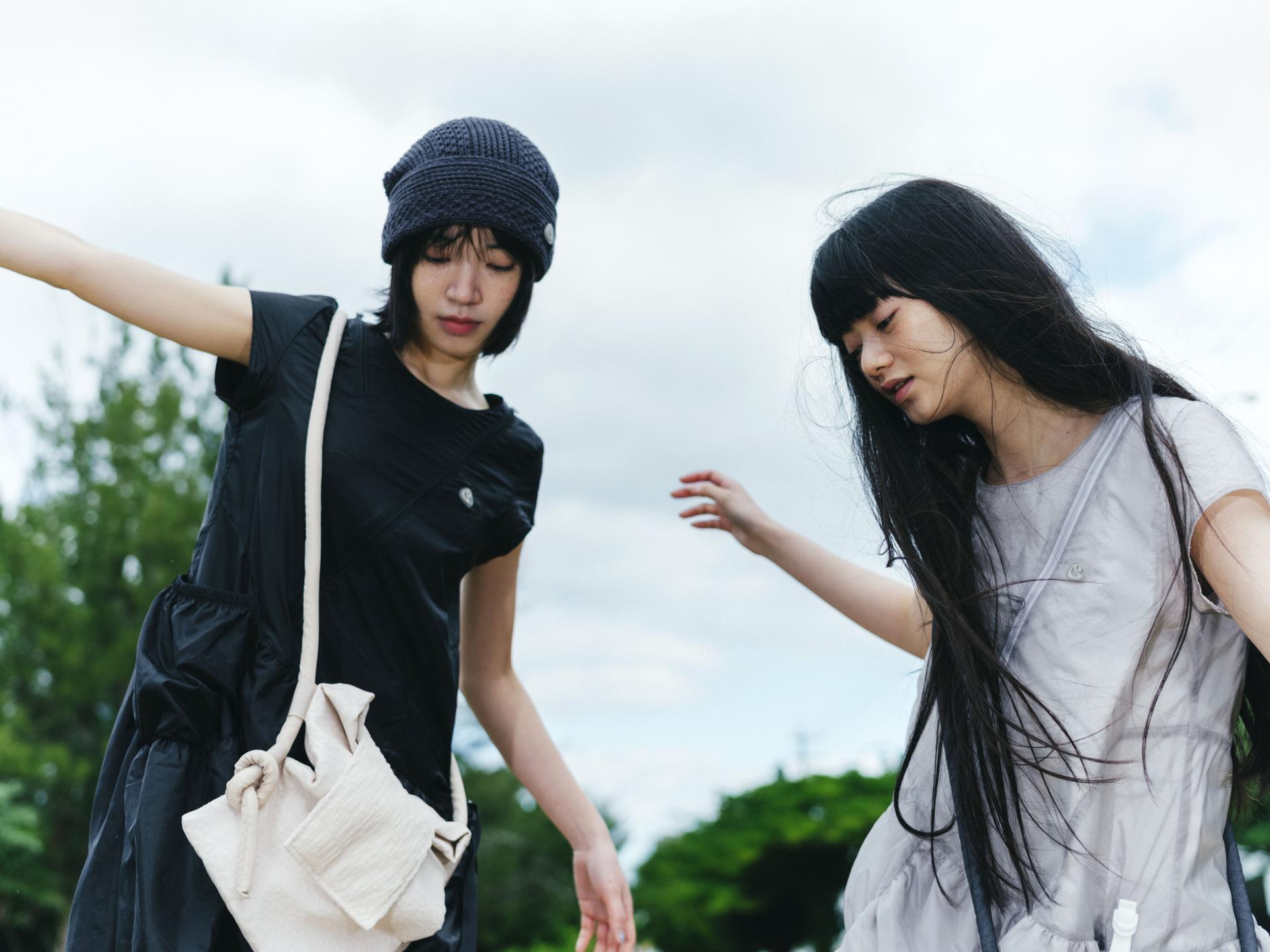 ✪【𝘱𝘳𝘦-𝘰𝘳𝘥𝘦𝘳】coyseio puff shirring one piece (2 color)