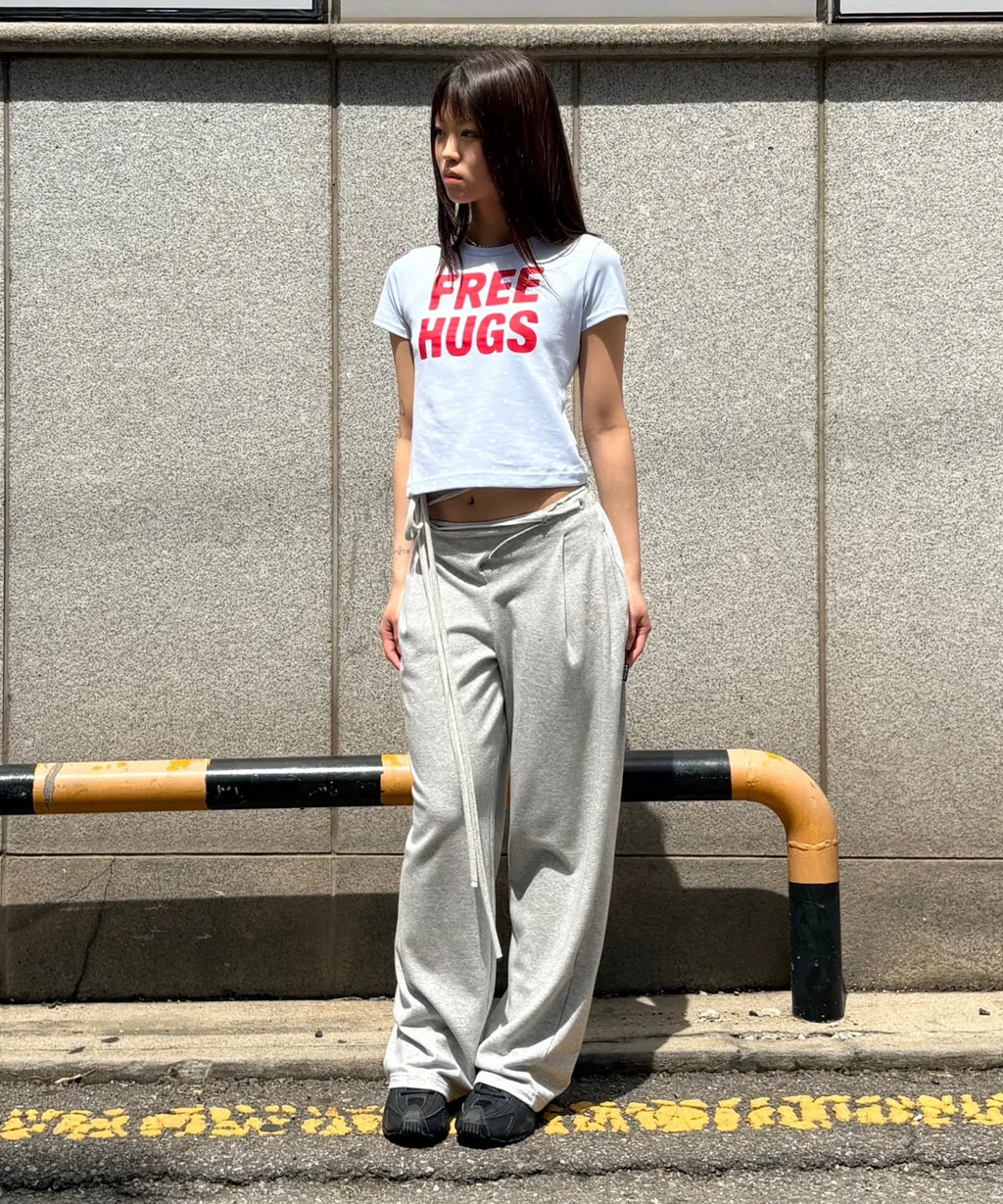 【𝘱𝘳𝘦-𝘰𝘳𝘥𝘦𝘳】SCULPTOR Free Hugs Tee Raw