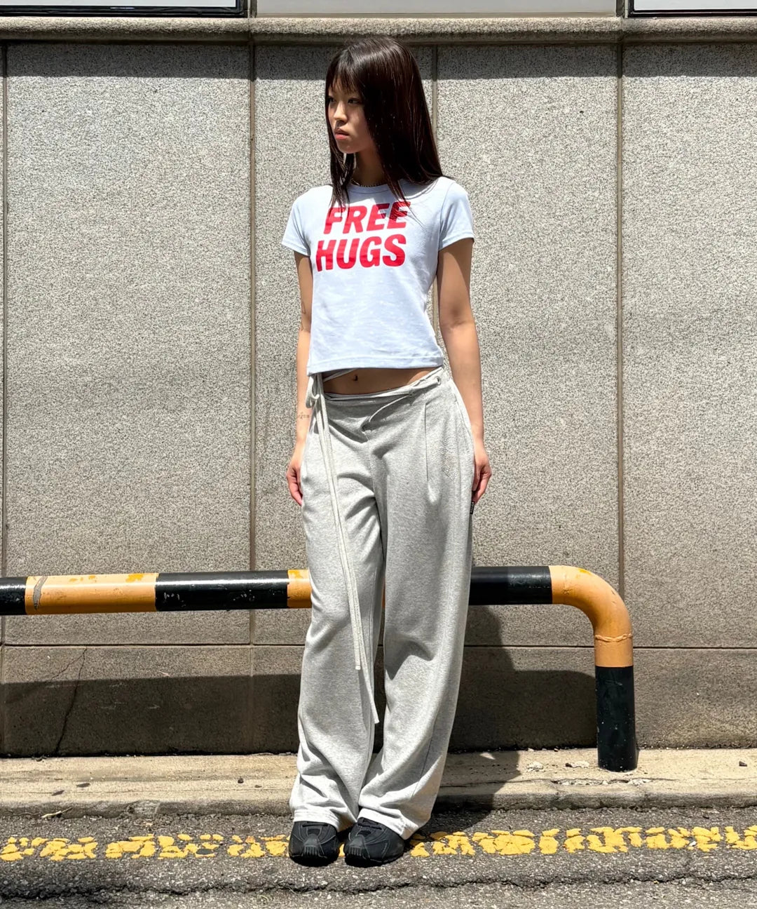 【𝘱𝘳𝘦-𝘰𝘳𝘥𝘦𝘳】SCULPTOR Free Hugs Tee Raw
