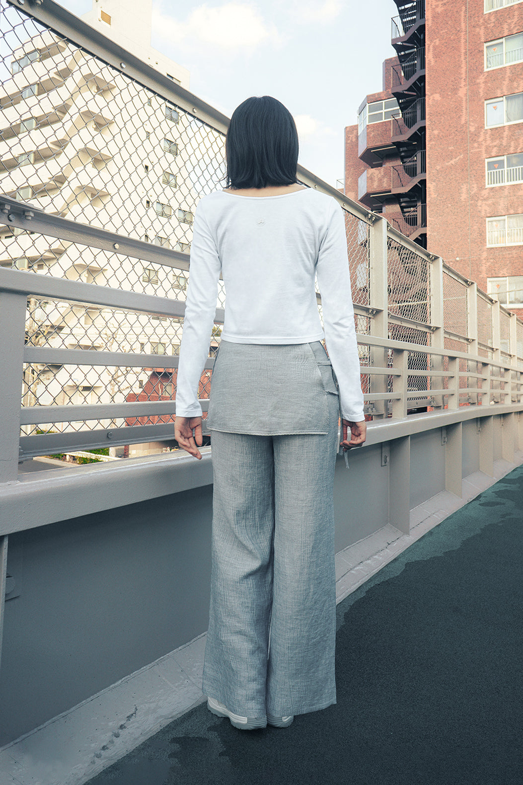 HUGYOURSKIN ANGEL WING TOP (WHITE)