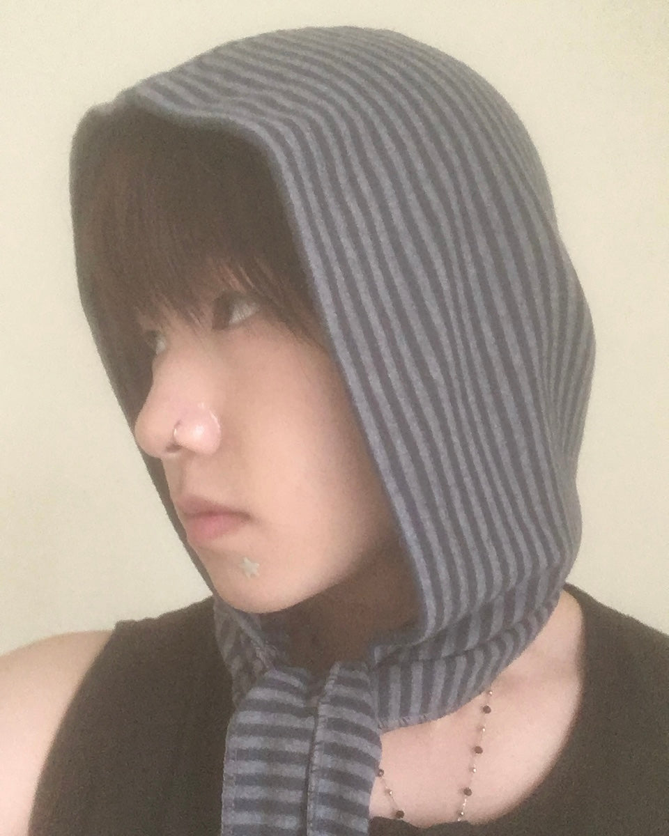 striped hooded scarf (navy)