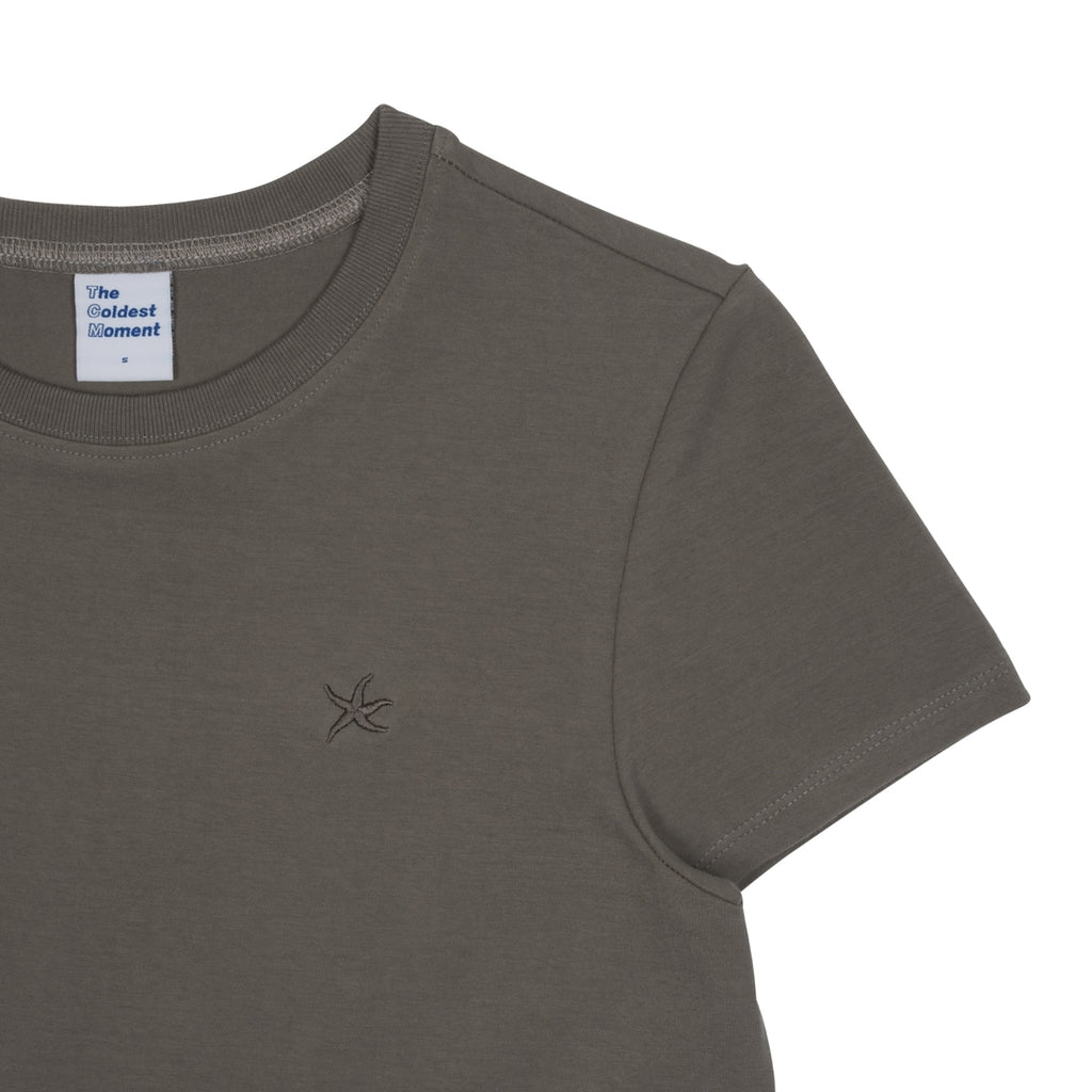 TCM MINI LOGO CURVED TEE (GREY)