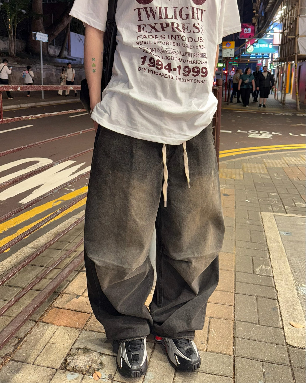 washed string wide jeans (black)