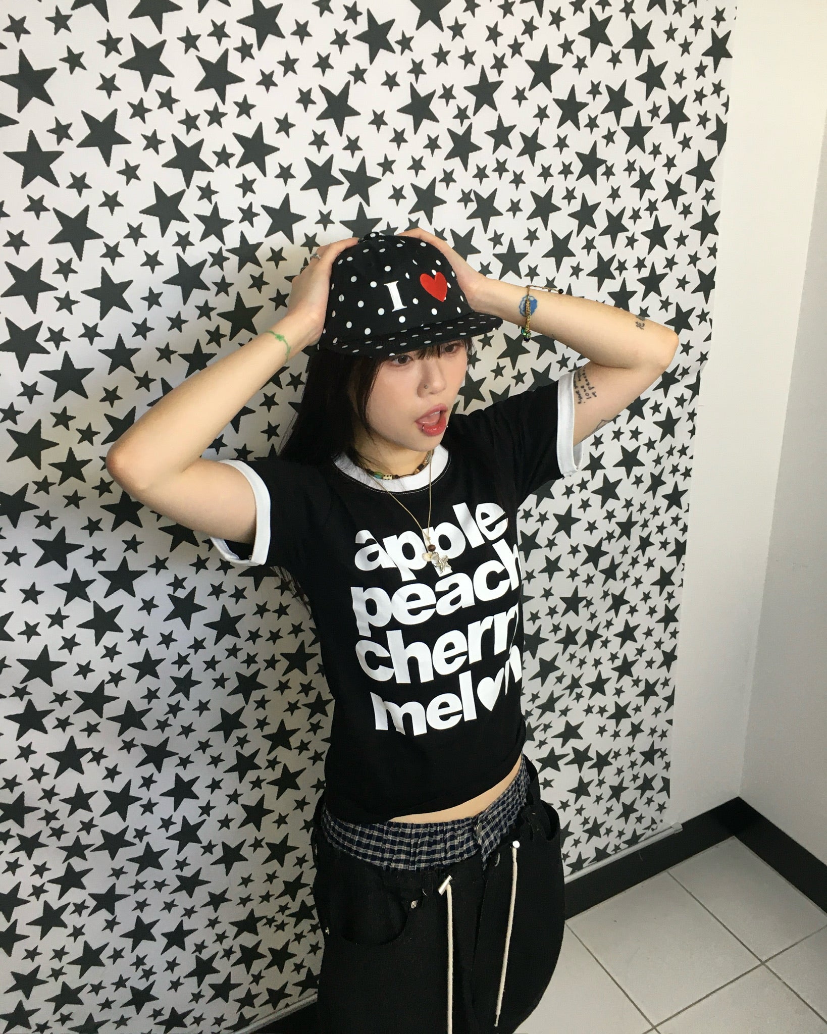 heart dot cap (black)