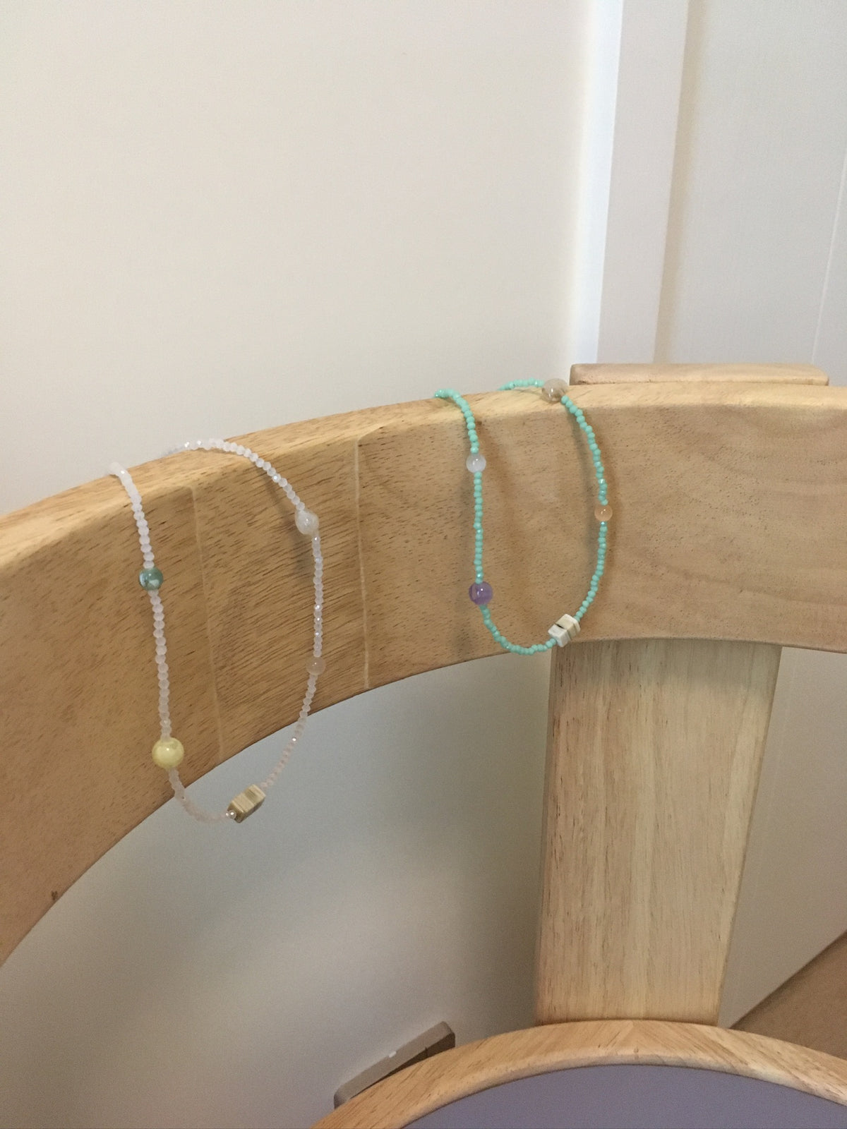 stone beaded necklace (mint)