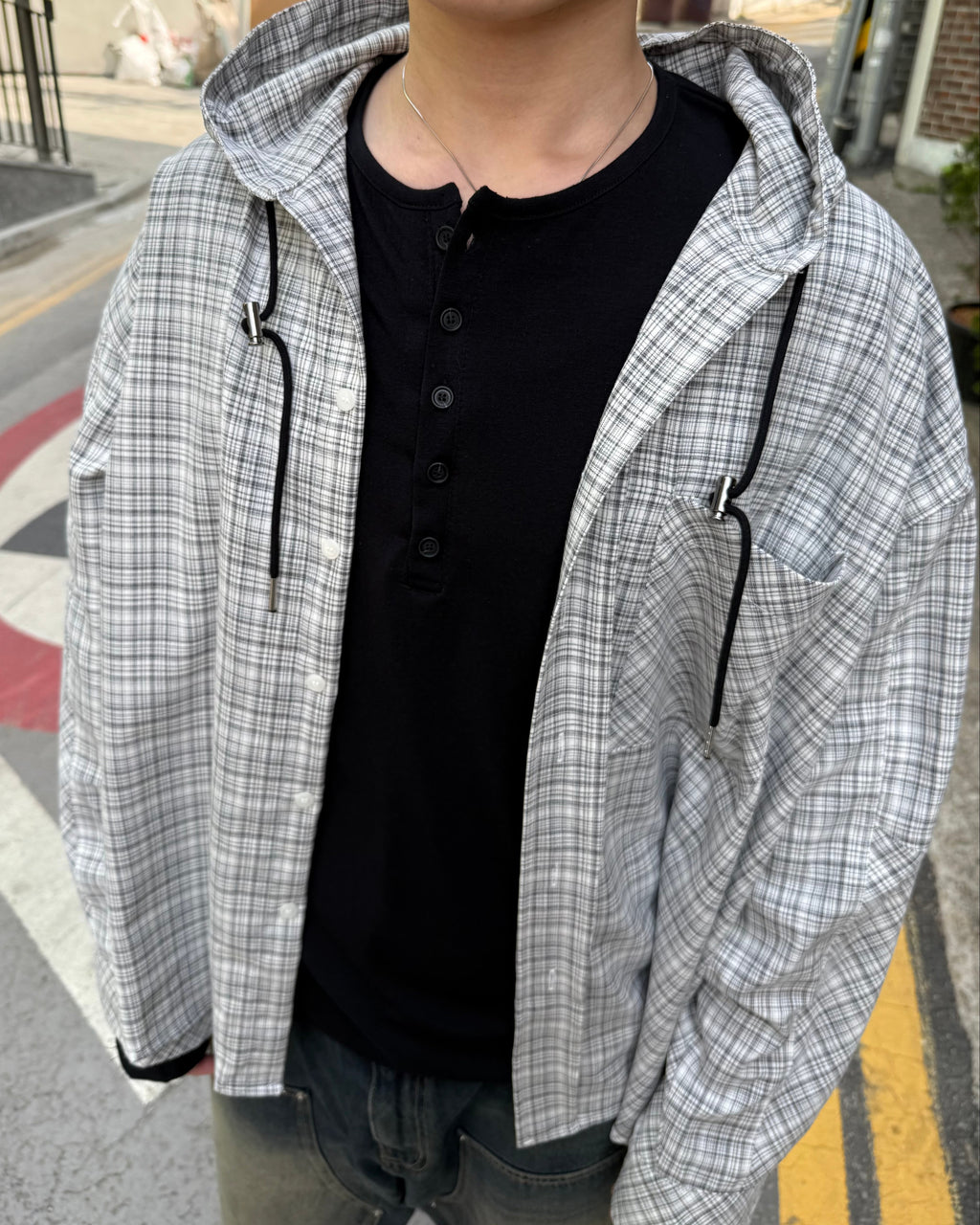 (in stock) henley neck long sleeve (black)