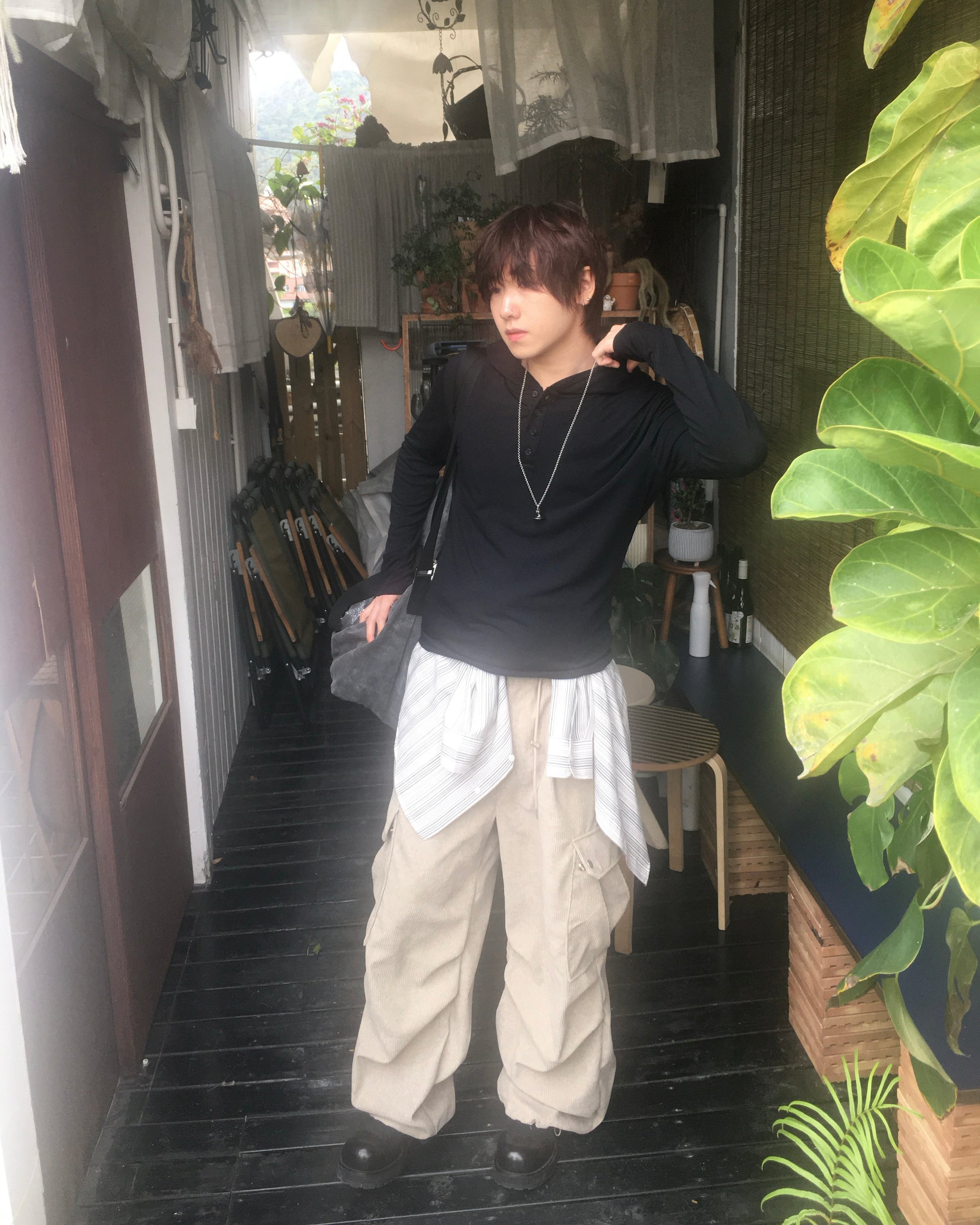 corduroy cargo pants (beige)