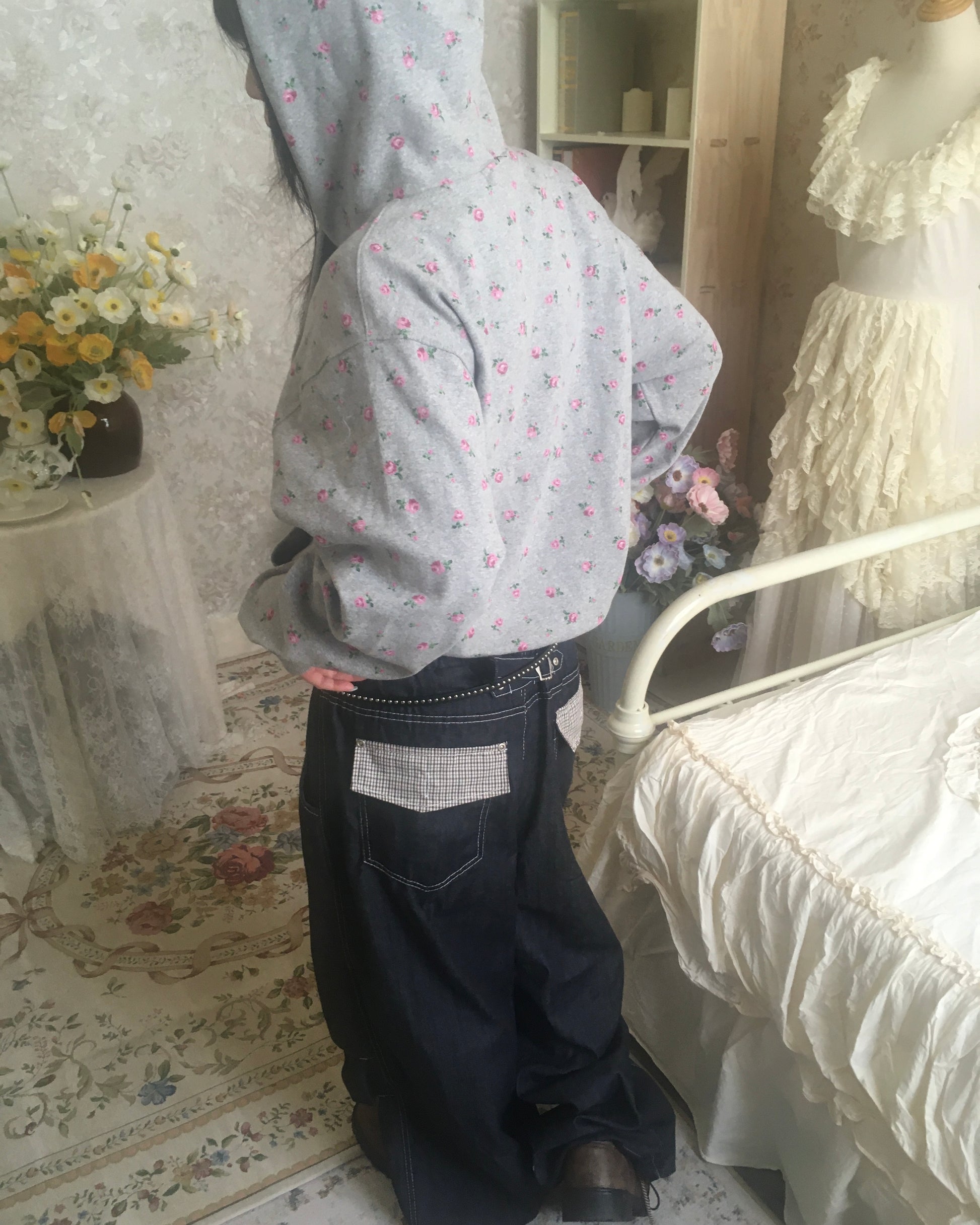 checked cinch back pants (navy)