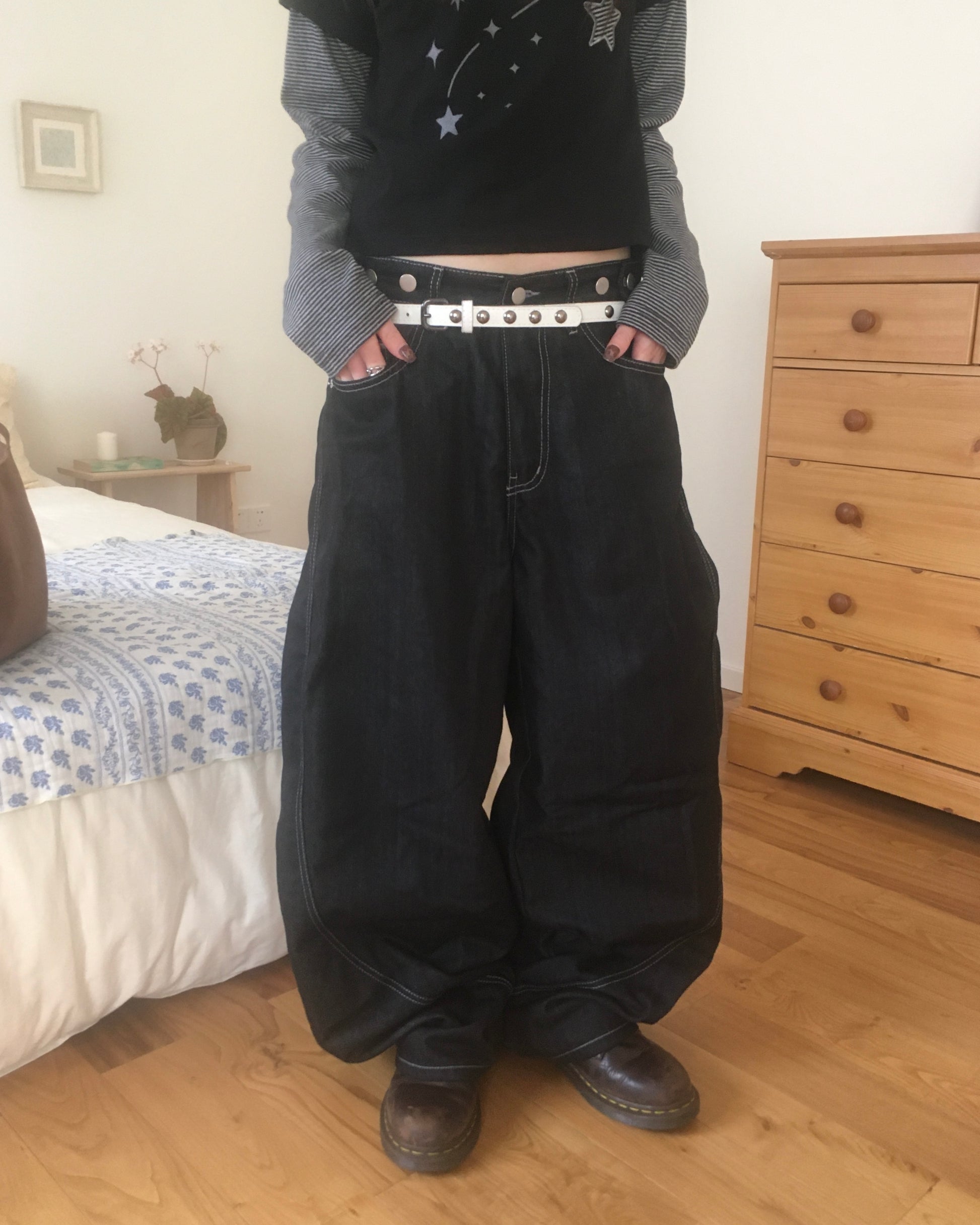 stitch pocket pants (black)