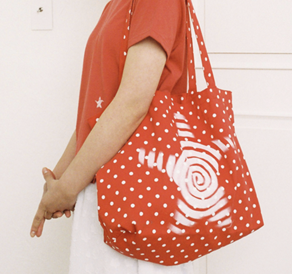 【𝘱𝘳𝘦-𝘰𝘳𝘥𝘦𝘳】WEBHOUSE Twister Star Tote Bag Dot