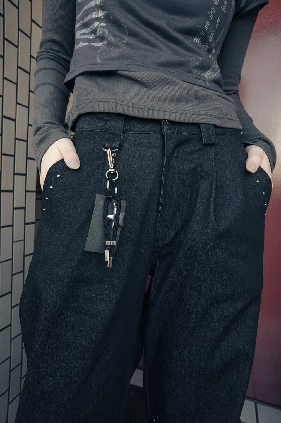 HUGYOURSKIN CHIN DENIM PANTS (BLACK)