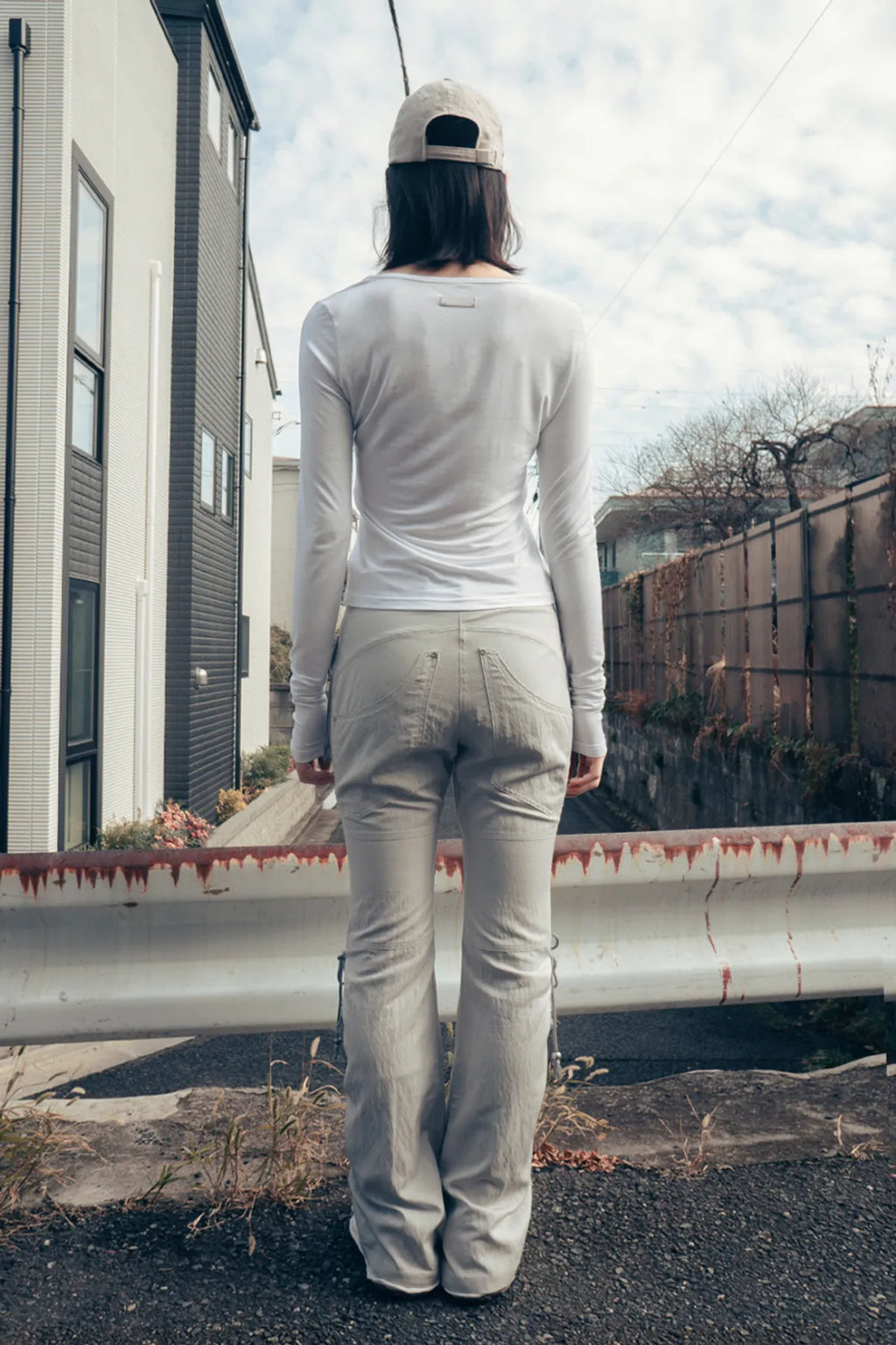 HUGYOURSKIN BOOTCUT CARGO PANTS (GREY)