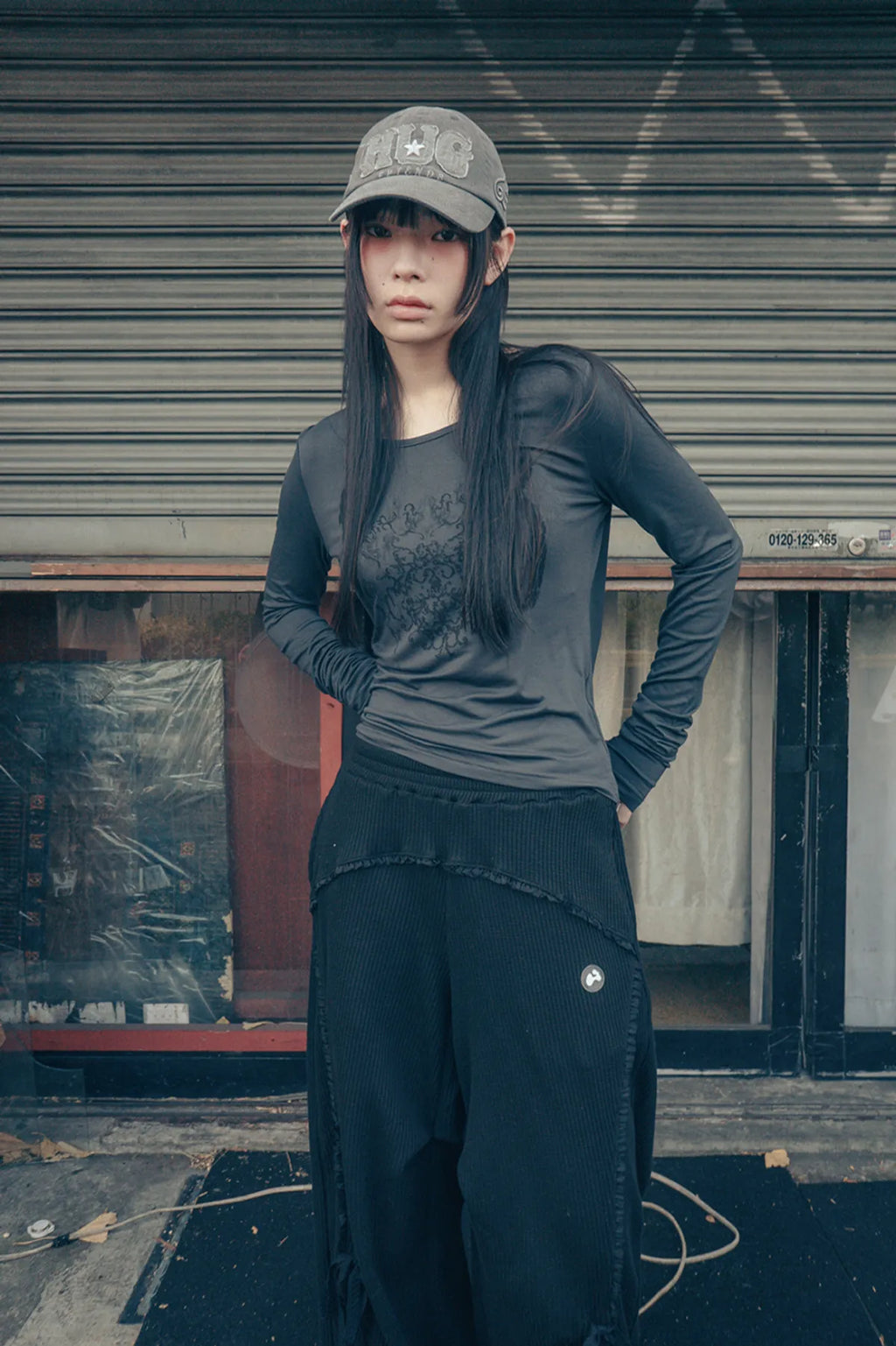 HUGYOURSKIN RACE JOGGER PANTS (BLACK)