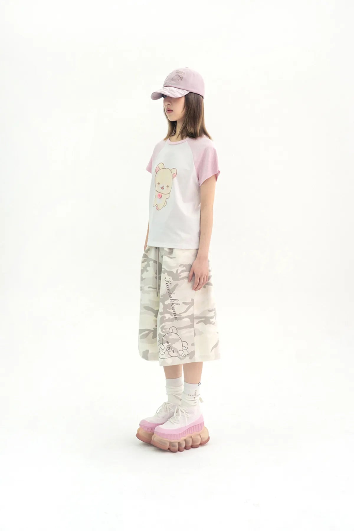 HUGYOURSKIN CAMO KORILAKKUMA BERMUDA PANTS (GREY)