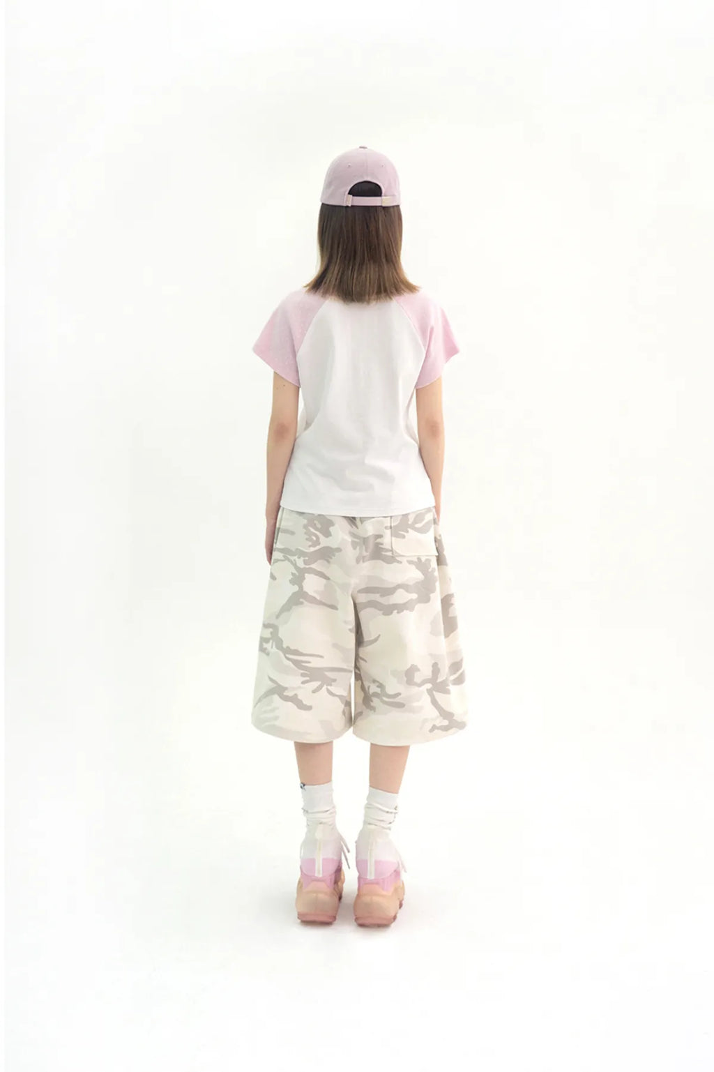 HUGYOURSKIN CAMO KORILAKKUMA BERMUDA PANTS (GREY)