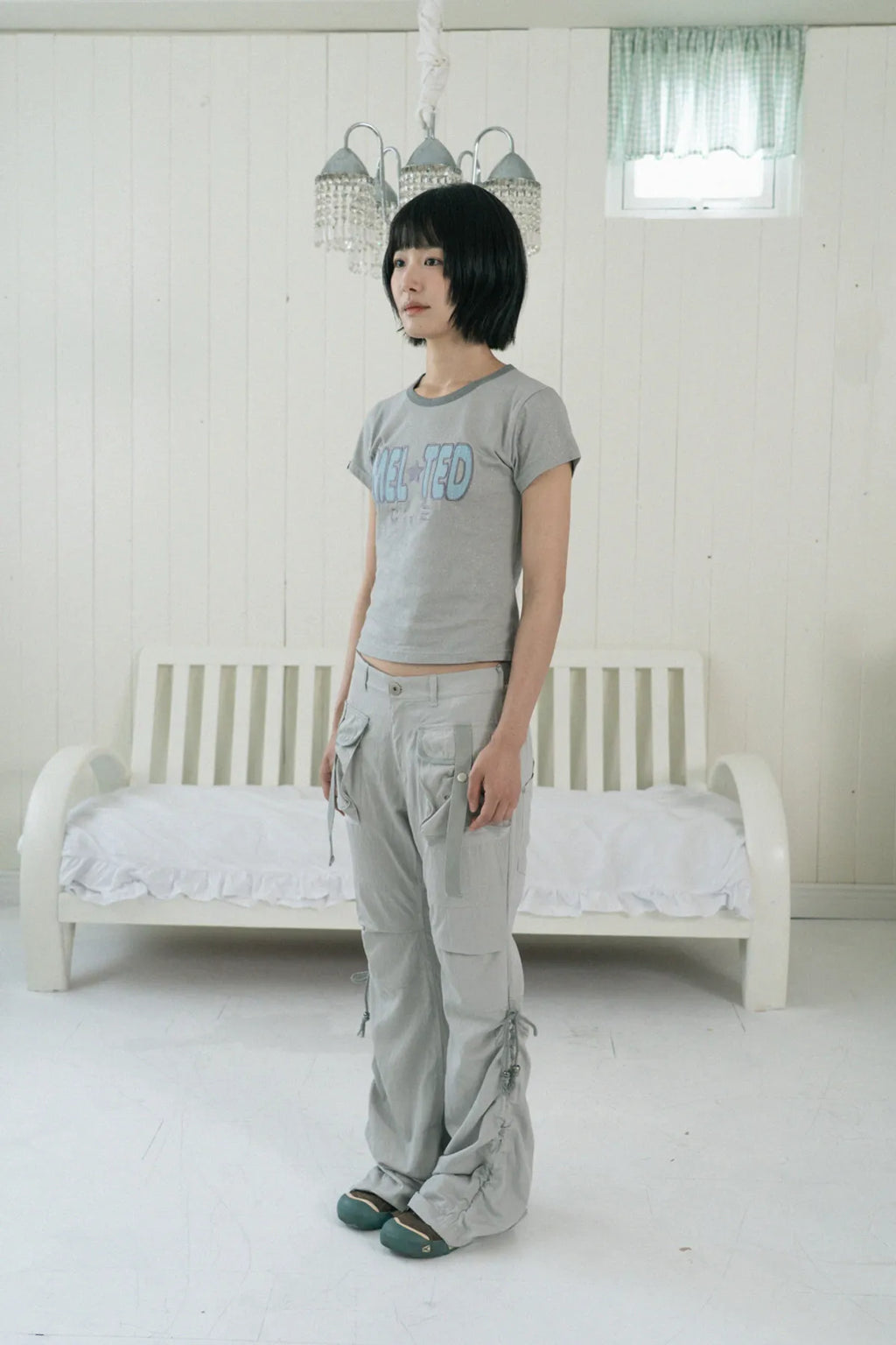 HUGYOURSKIN GLITTER MELTED TEE (GREY)