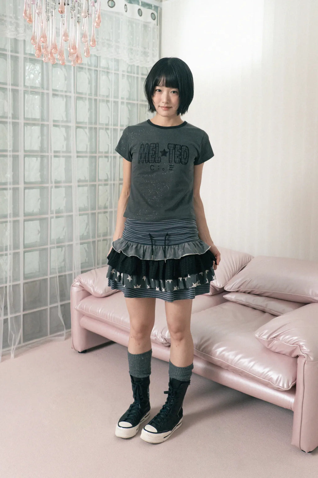 HUGYOURSKIN GLITTER MELTED TEE (CHARCOAL)