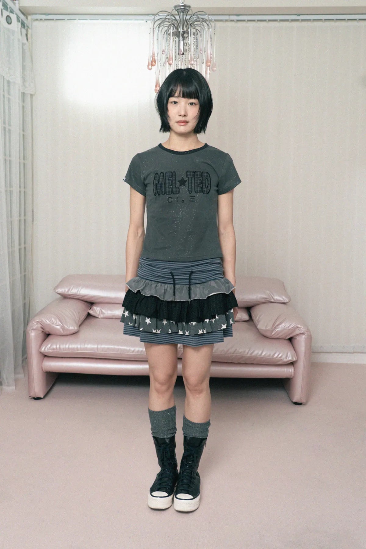 HUGYOURSKIN GLITTER MELTED TEE (CHARCOAL)