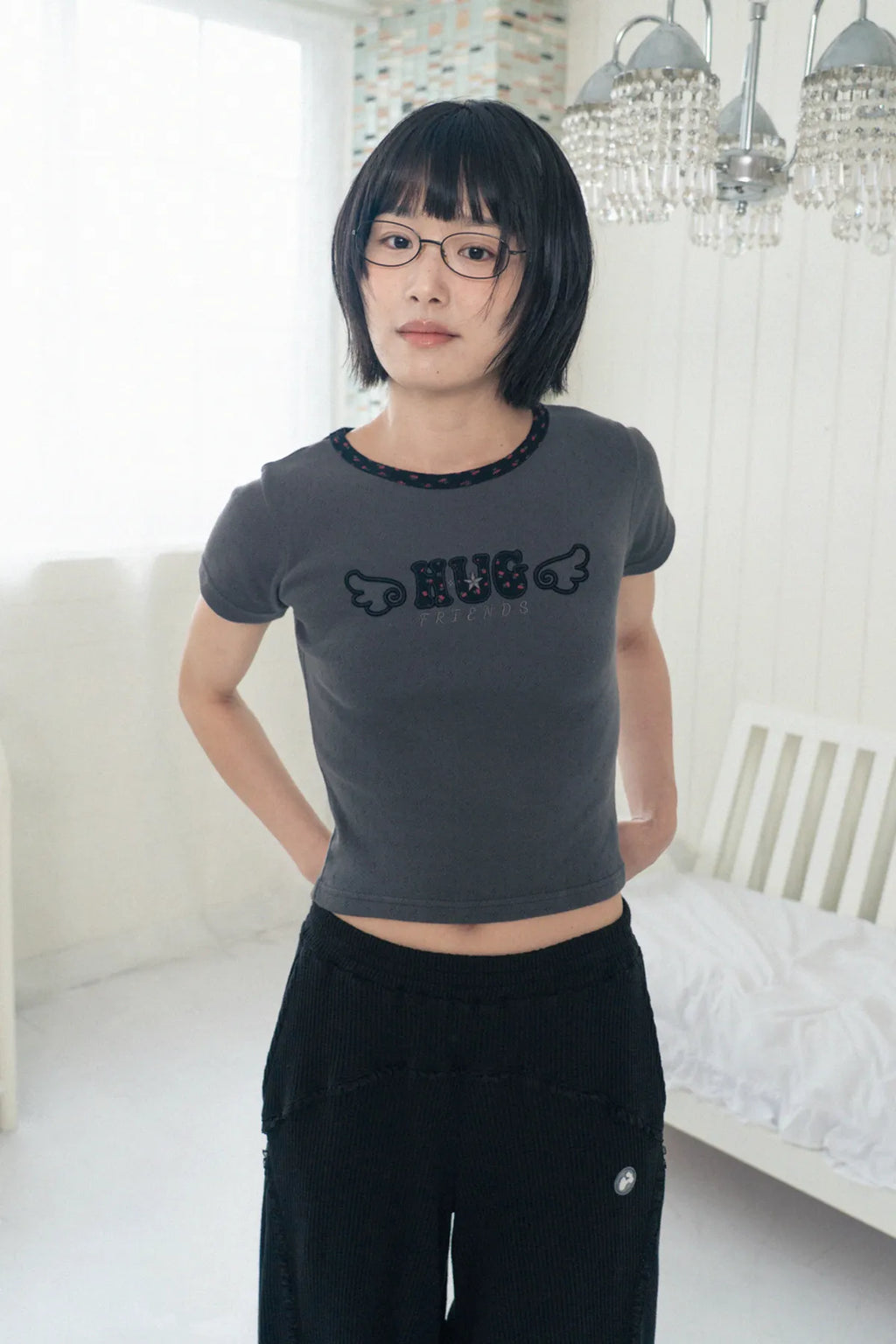 HUGYOURSKIN HUG FRIENDS TEE (CHARCOAL)