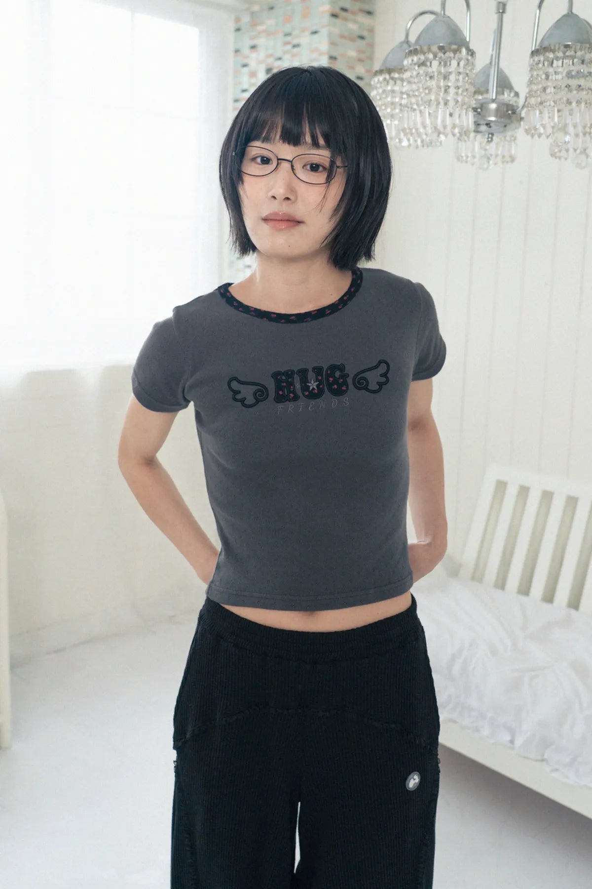 HUGYOURSKIN HUG FRIENDS TEE (CHARCOAL)