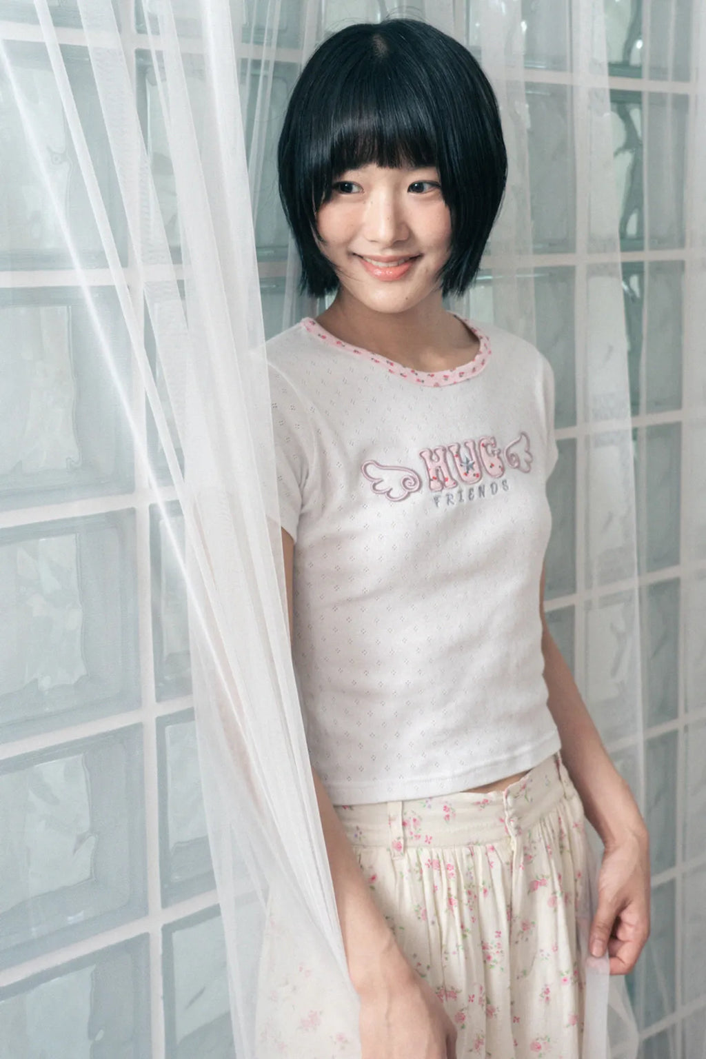 HUGYOURSKIN HUG FRIENDS TEE (WHITE)