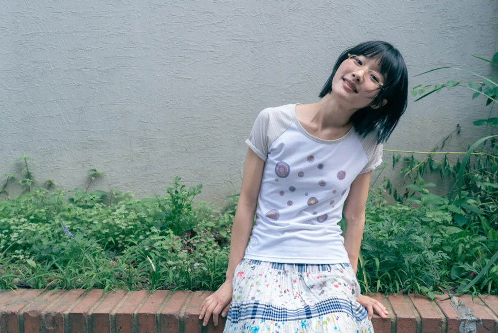 HUGYOURSKIN GOMPANG-EE RINGER TEE (BEIGE)