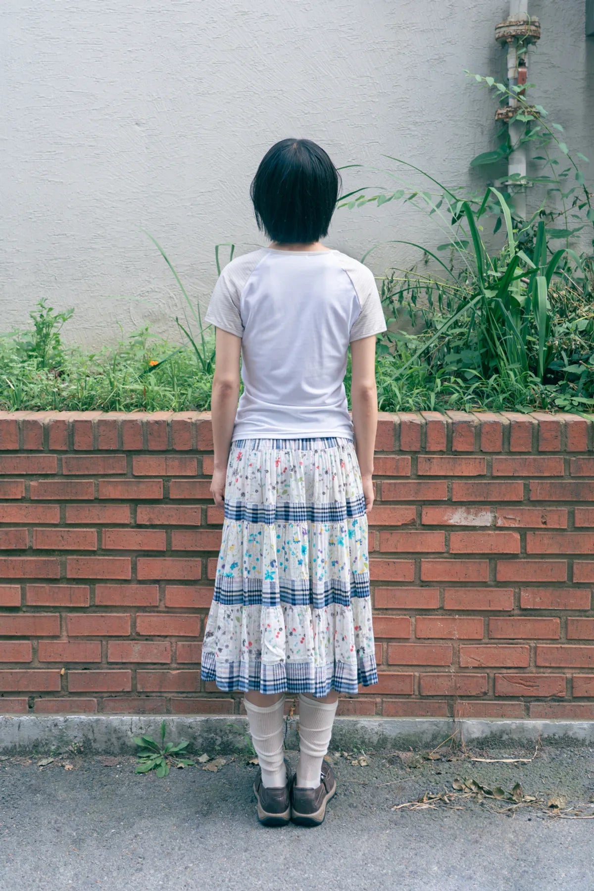 HUGYOURSKIN GOMPANG-EE RINGER TEE (BEIGE)