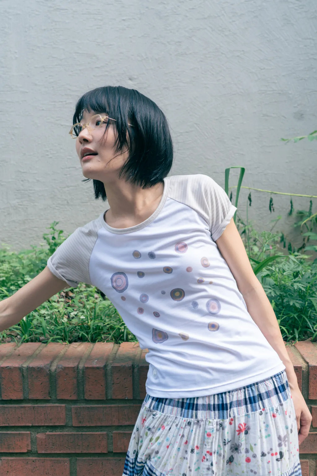 HUGYOURSKIN GOMPANG-EE RINGER TEE (BEIGE)