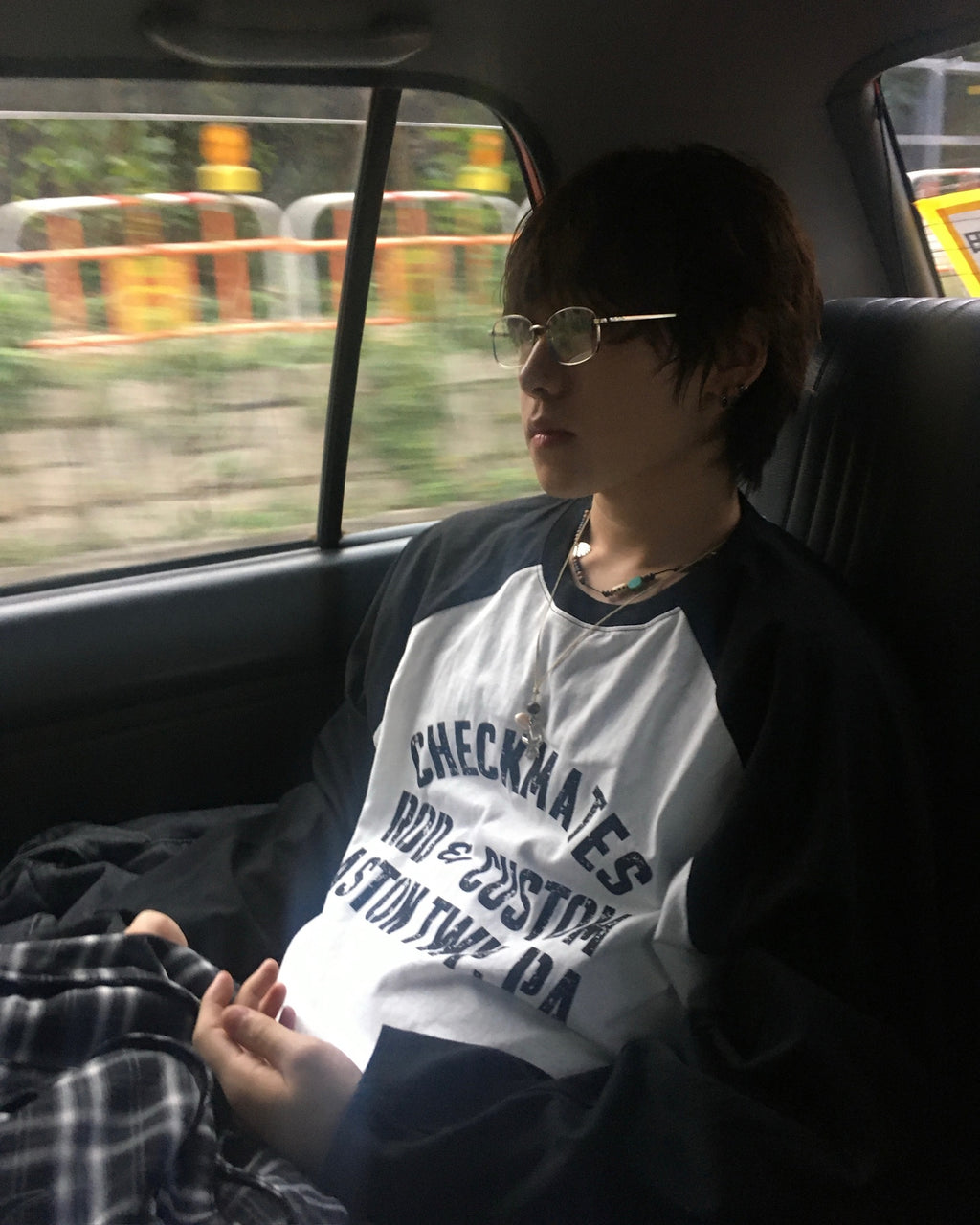 checkmates raglan tee (black/white)