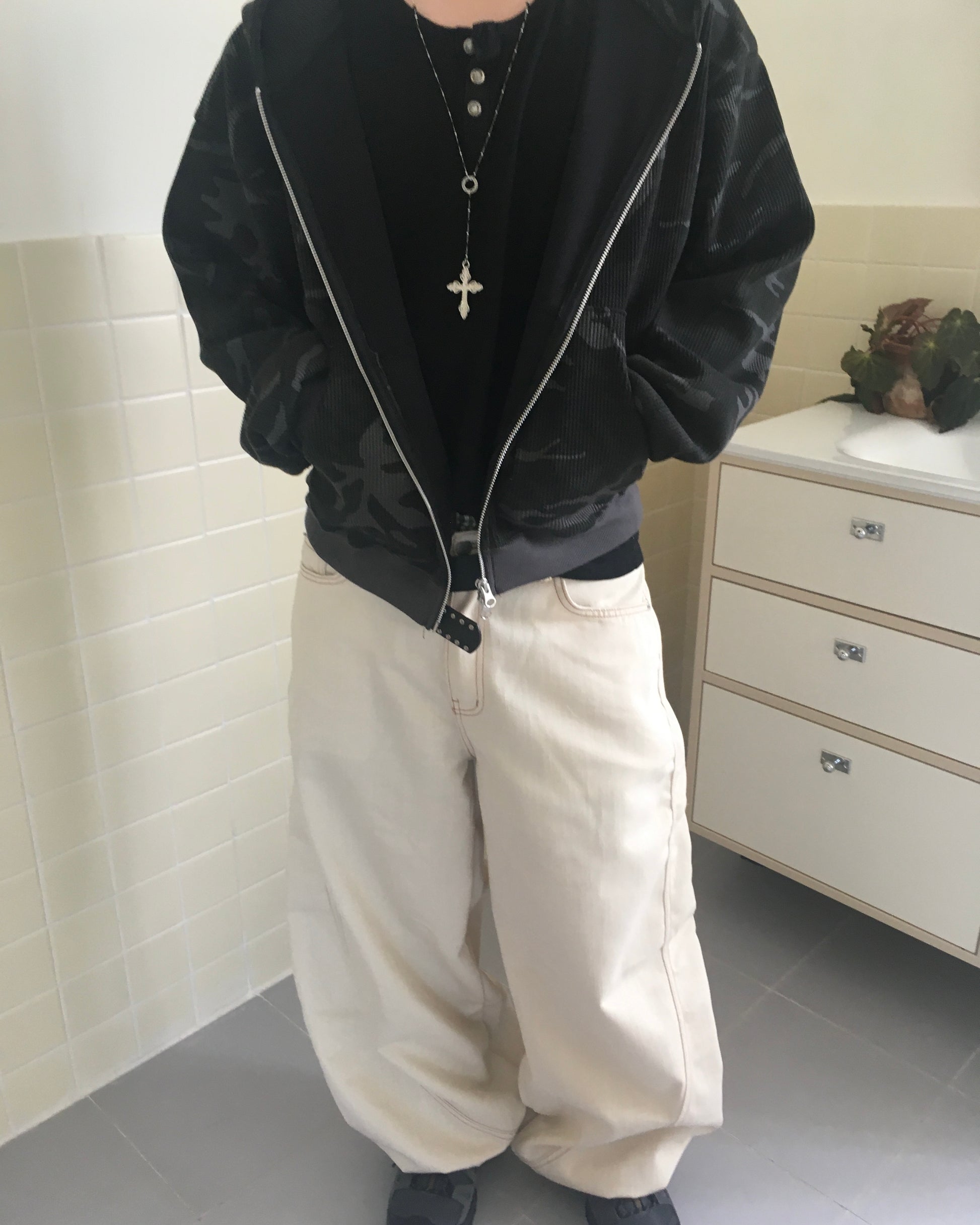 camo waffle zip-up hoodie (charcoal)