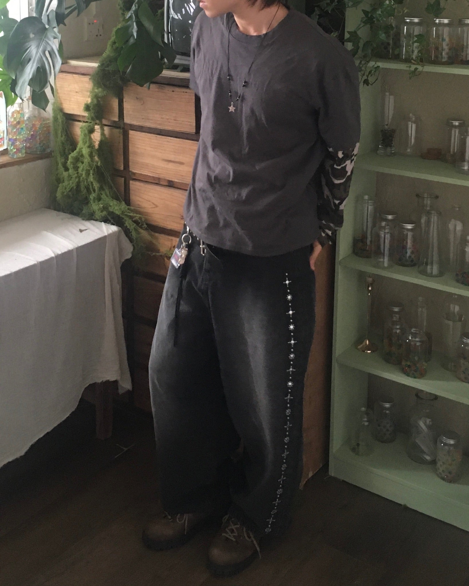 camo crop layered tee (charcoal)