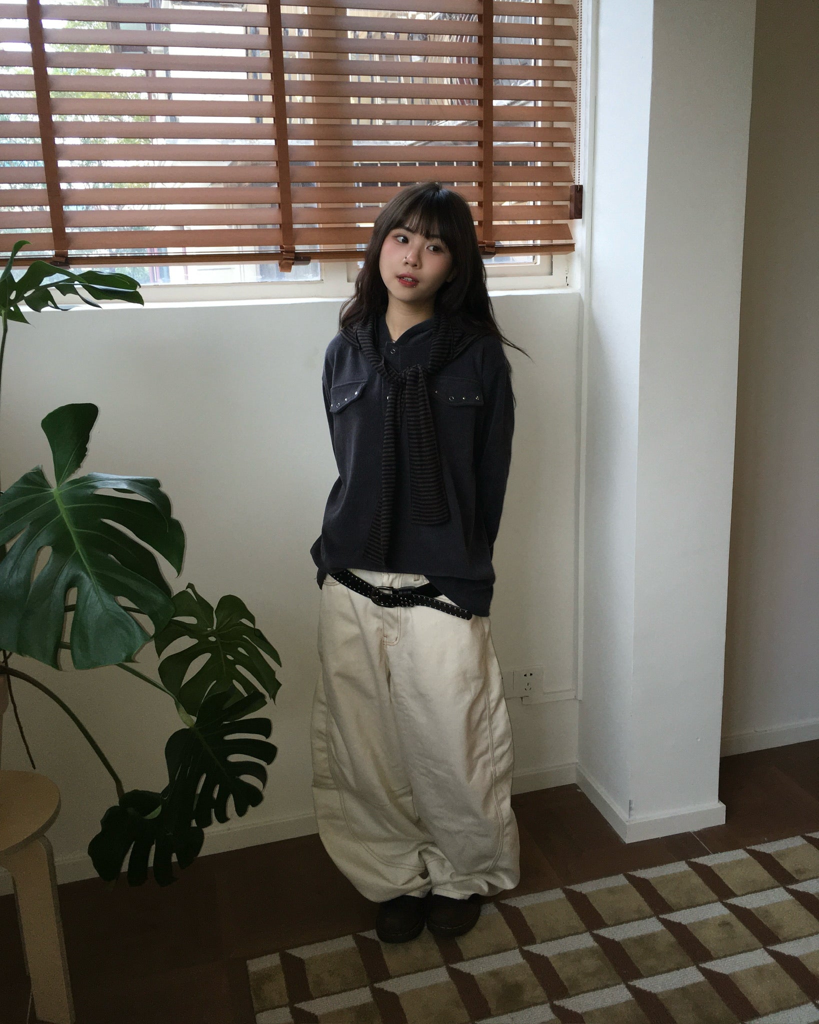 rivet collar hooded shirt (charcoal)