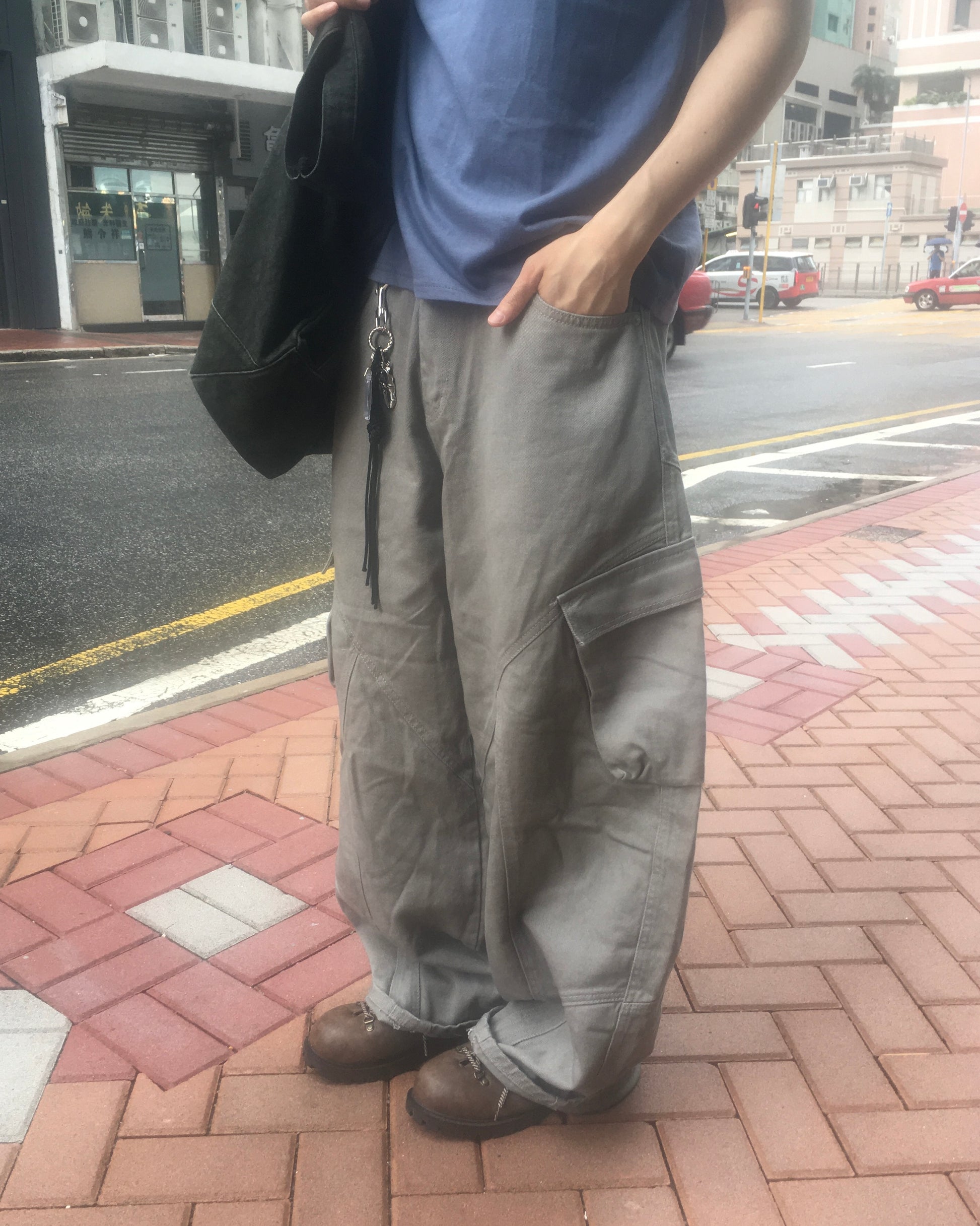 multi-seam cargo pants (grey)