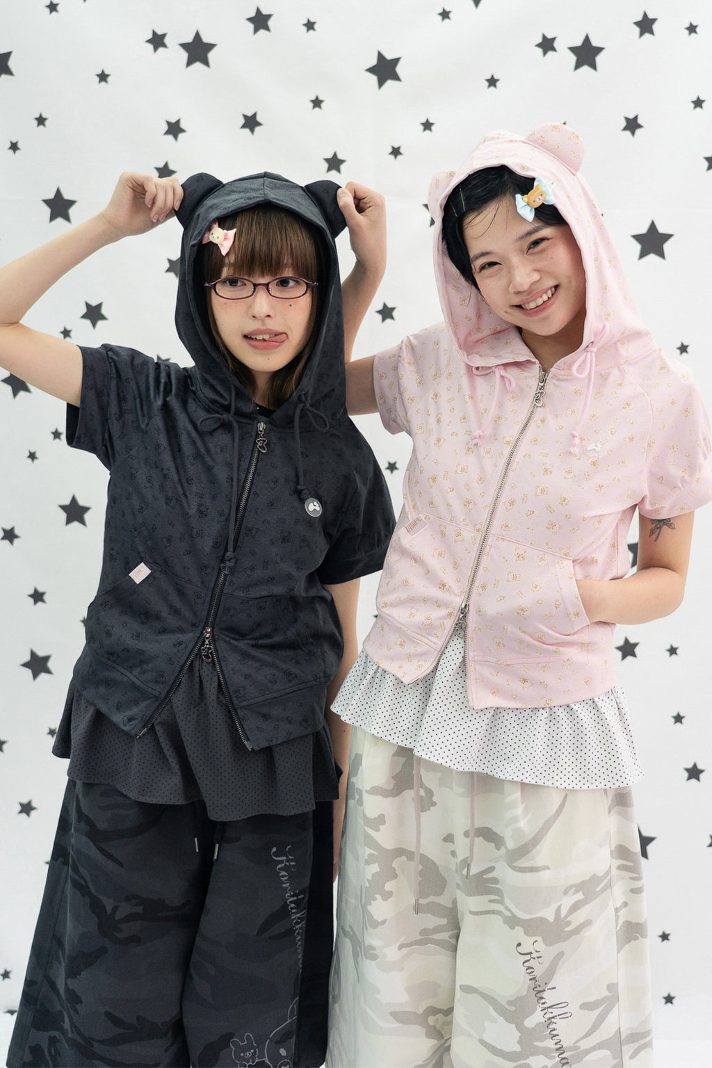 HUGYOURSKIN KORILAKKUMA PRINTED HOODIE ZIP-UP (PINK)