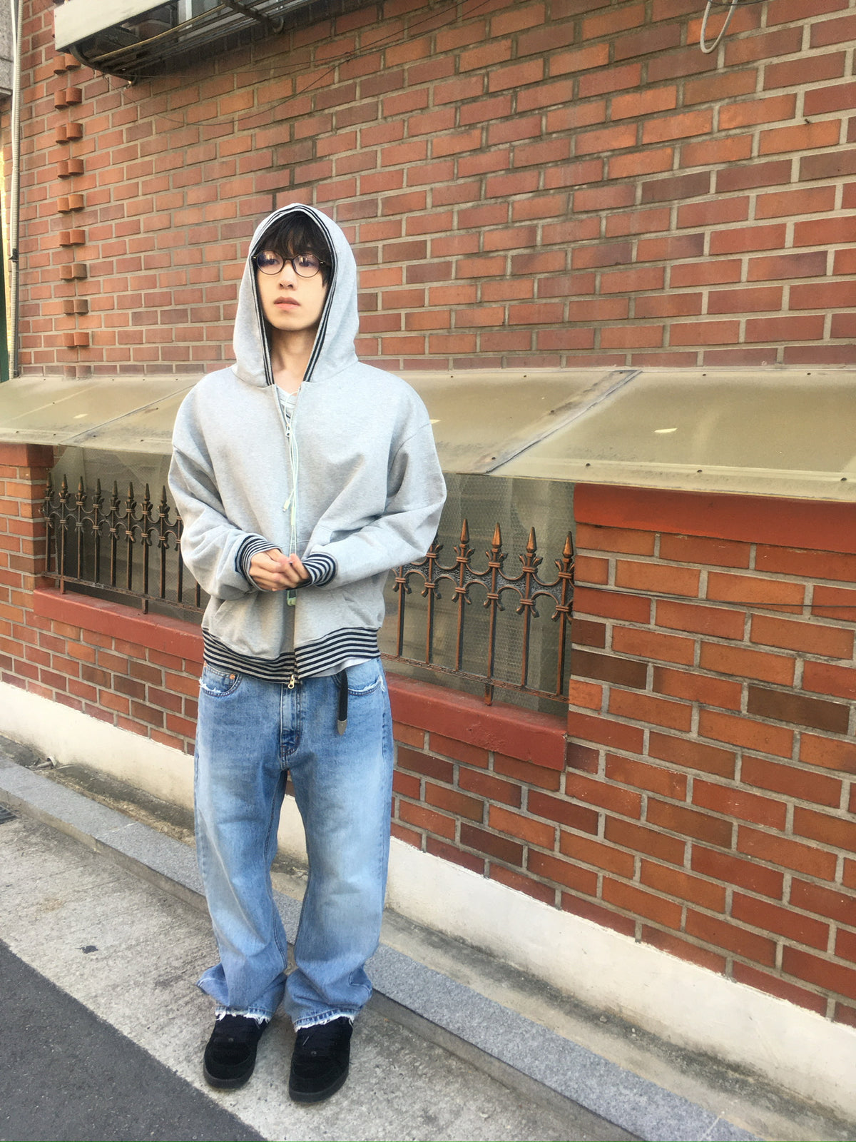 stripe trim hoodie zip up (grey)
