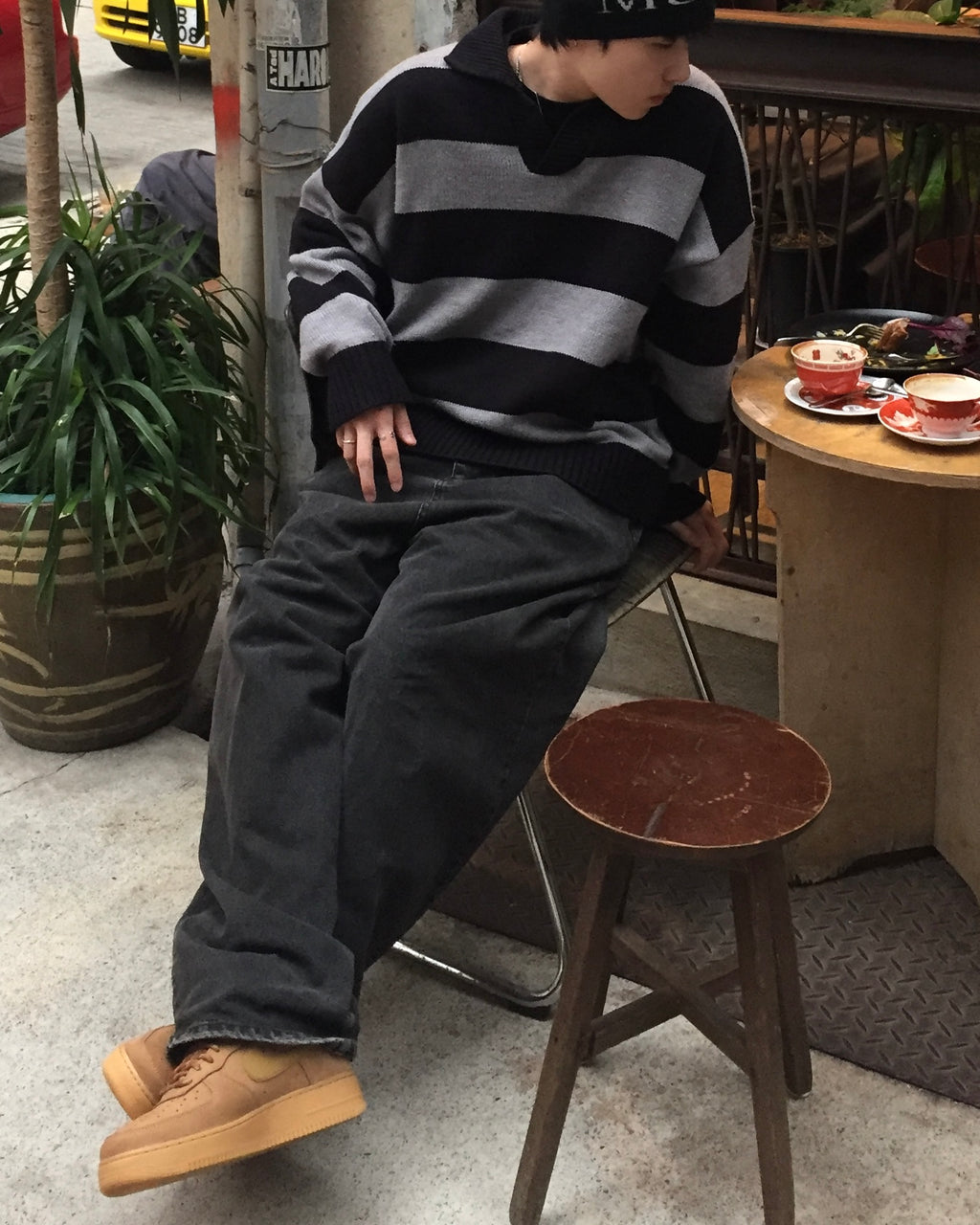 V neck stripe knit polo