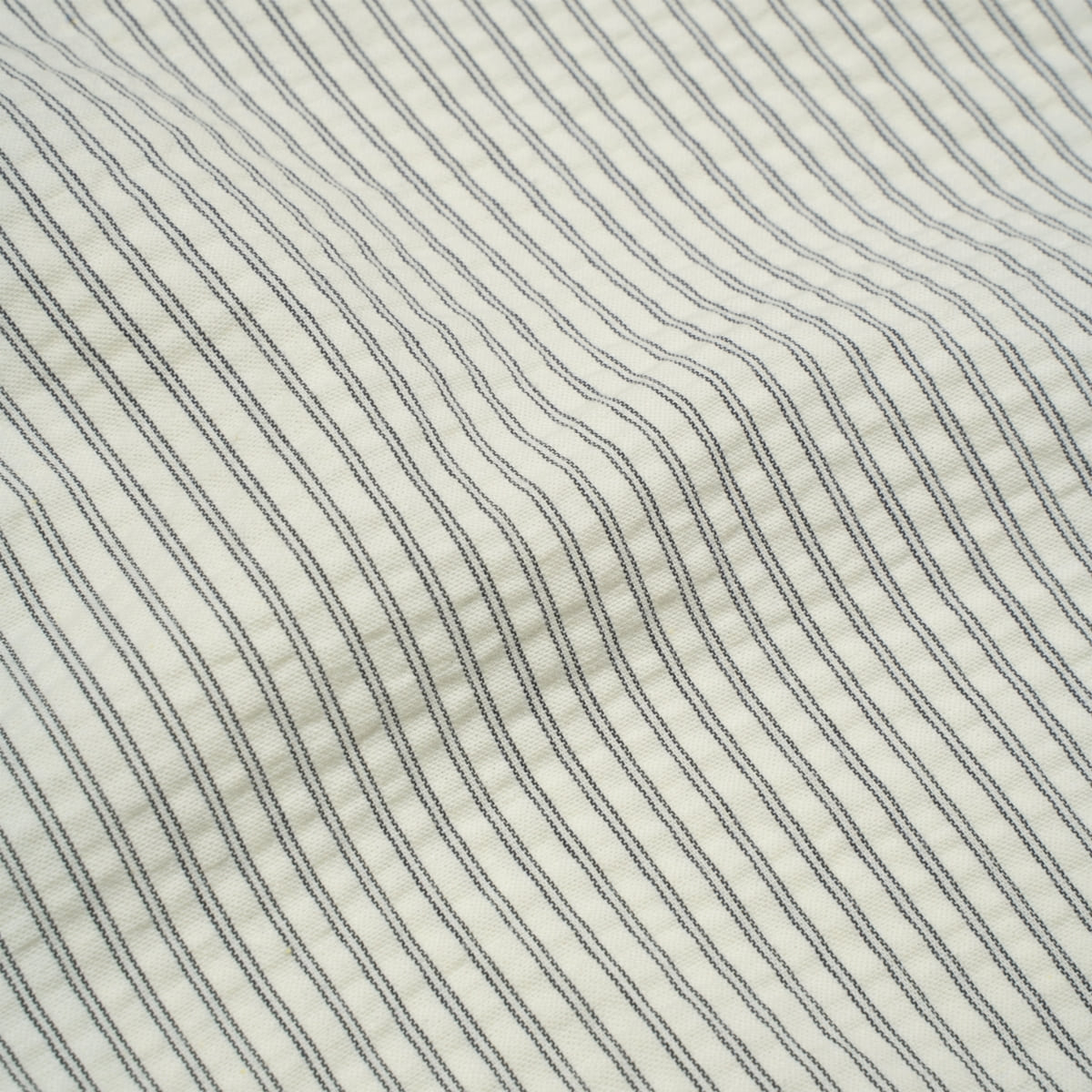 TCM MINI LOGO STRIPE HALF SHIRTS (BEIGE)