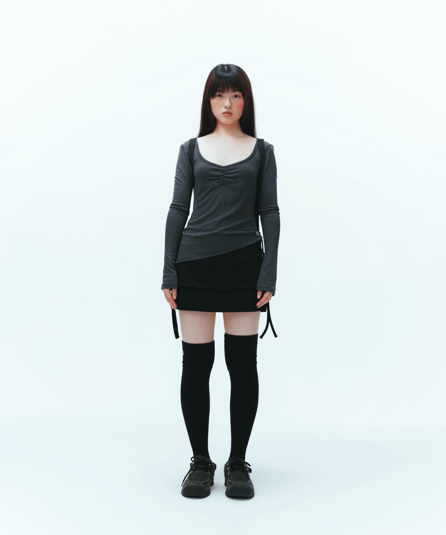 ✪【𝘱𝘳𝘦-𝘰𝘳𝘥𝘦𝘳】coyseio unbalance shirring top (2 color)
